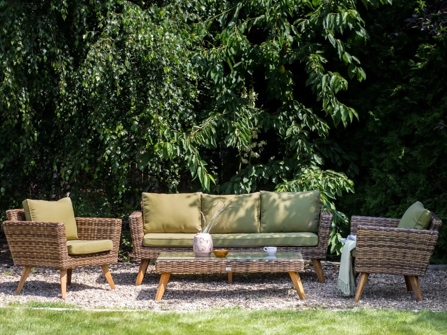 Set da giardino con tavolo 5 posti VITTORIA XL Rattan sintetico (PE) Verde oliva