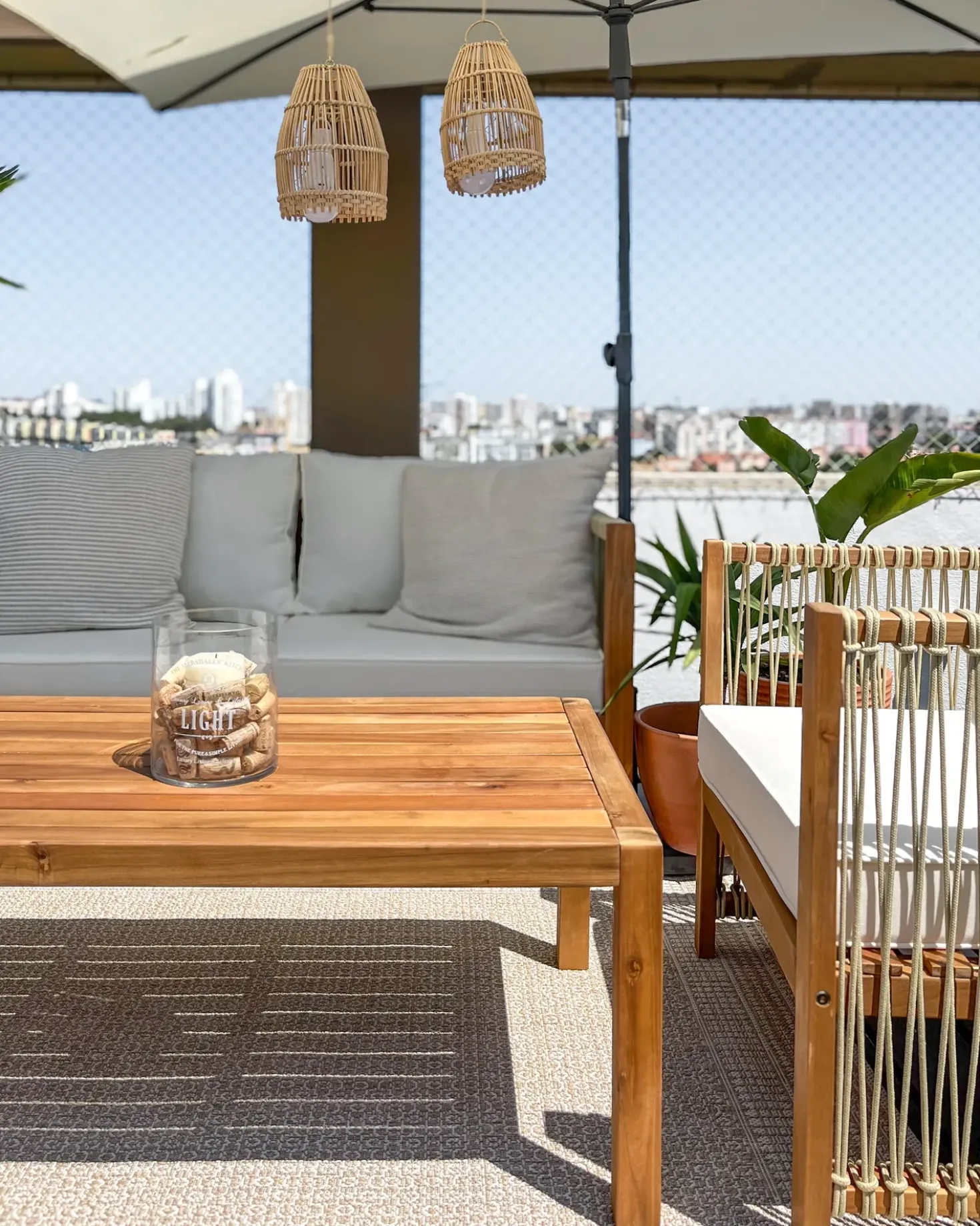 Set da giardino con tavolo 4 posti ANTRIA Legno d'acacia Beige