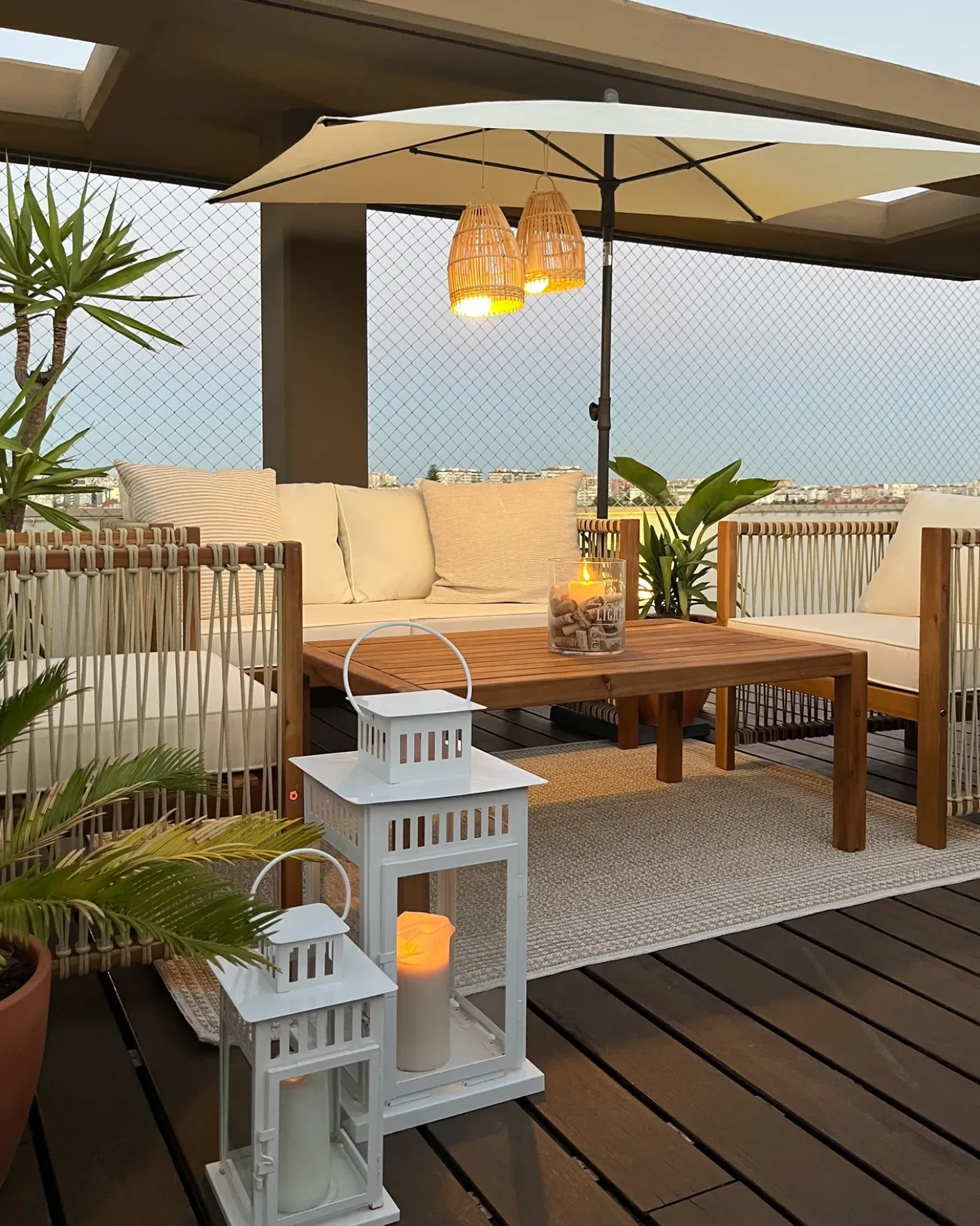 Set da giardino con tavolo 4 posti ANTRIA Legno d'acacia Beige