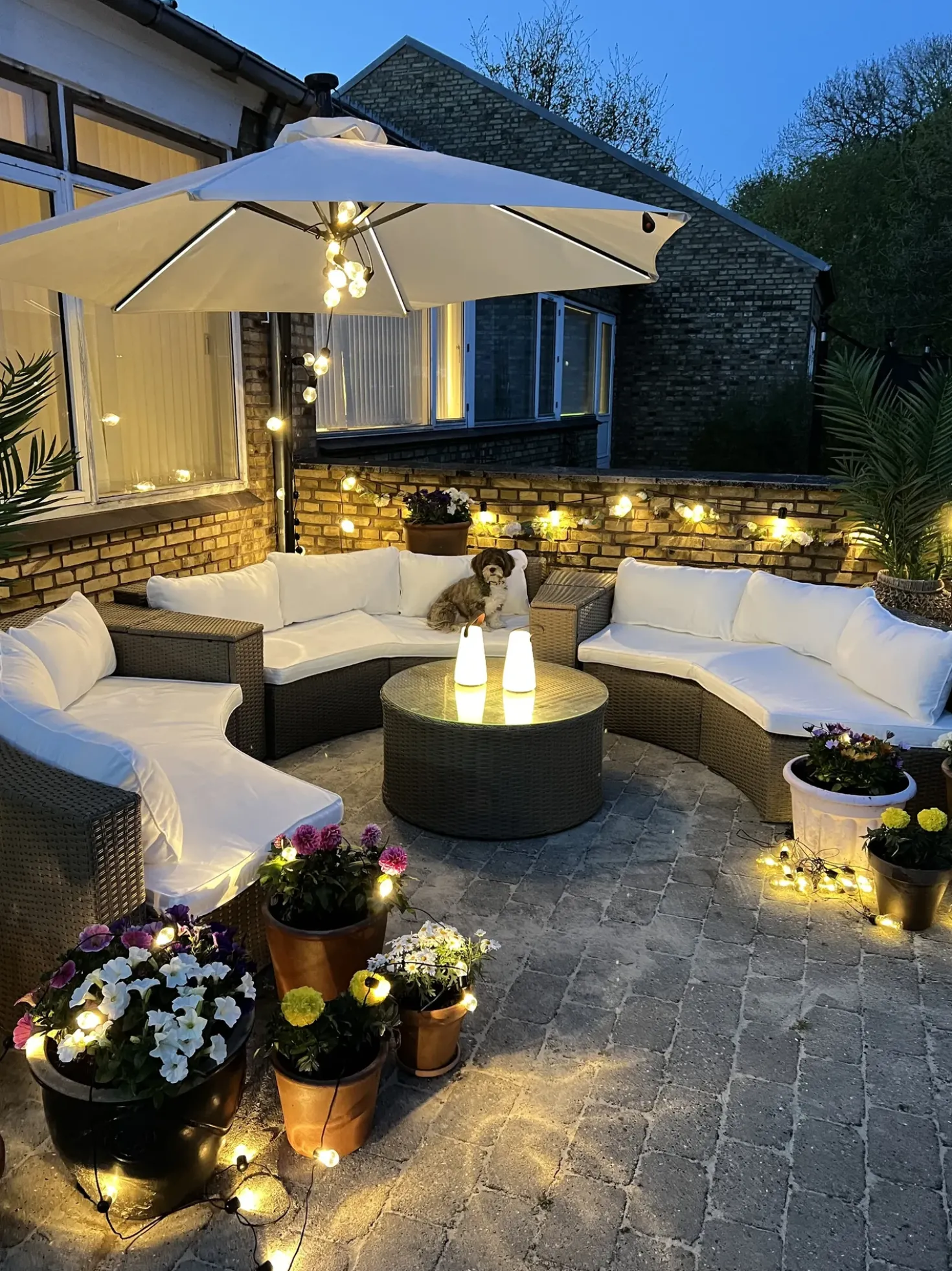 Set da giardino con tavolo 9 posti SEVERO Rattan sintetico (PE) Marrone