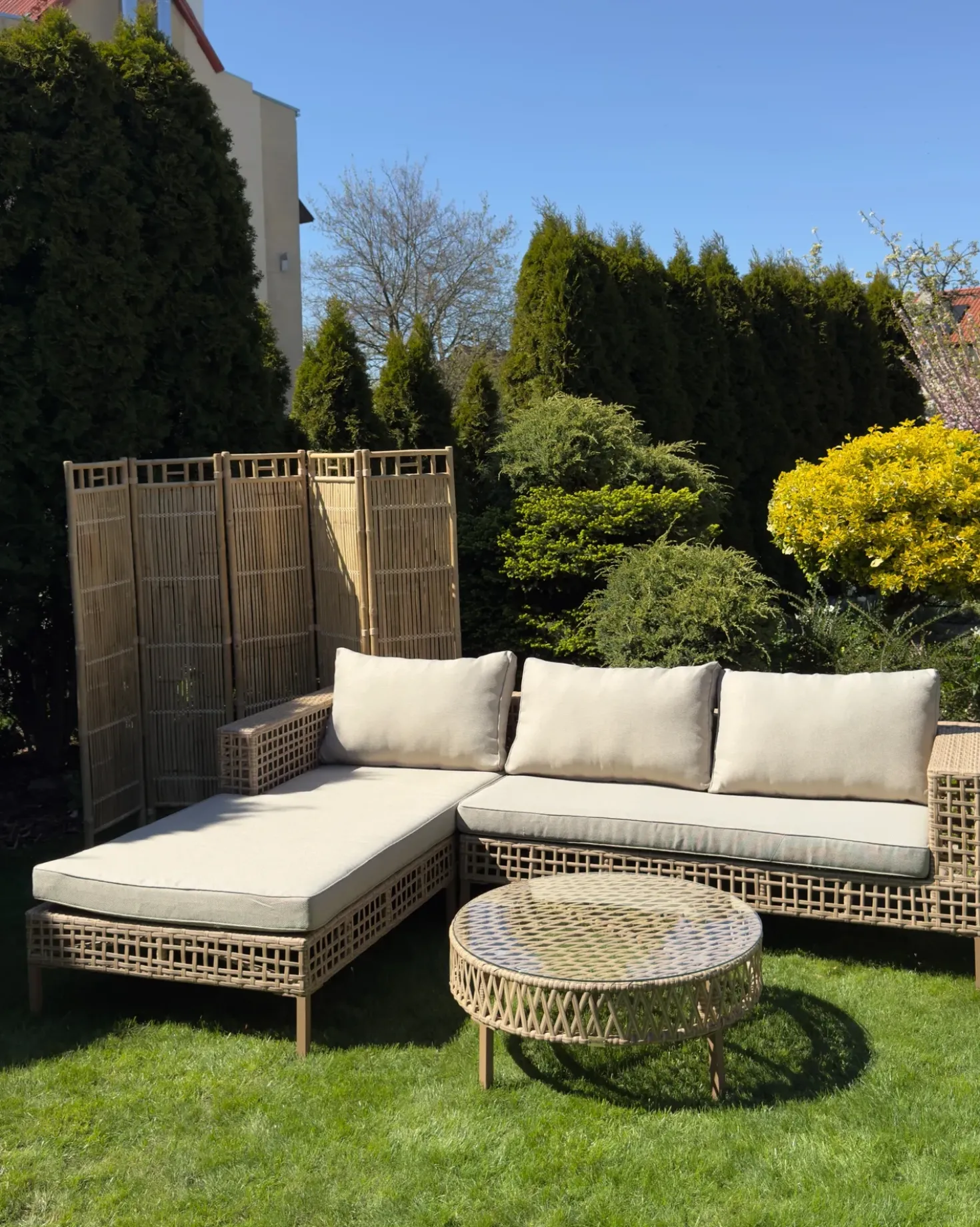 Set da giardino con tavolo 4 posti CALASETTA Lato destro Rattan sintetico (PE) Beige