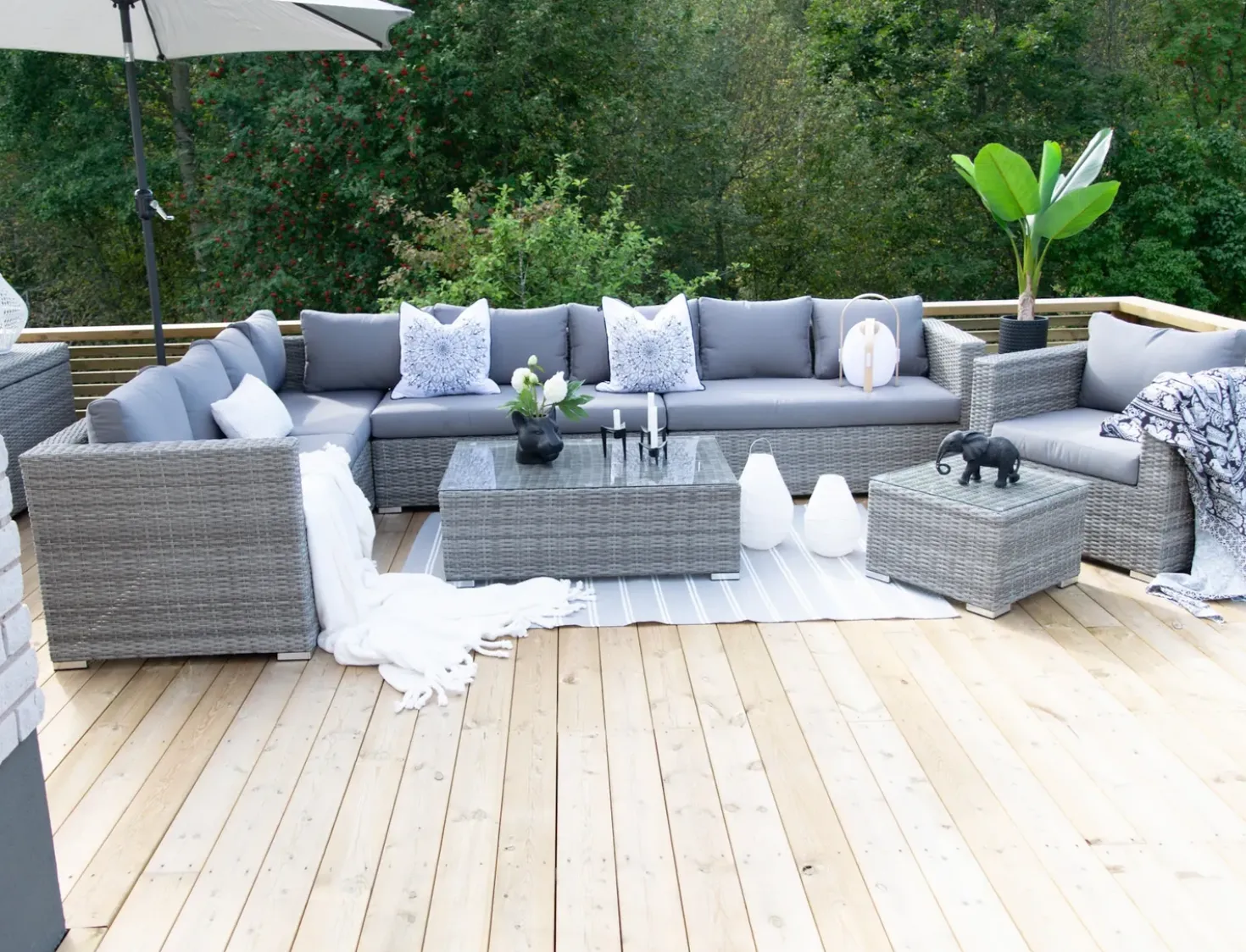 Set da giardino con tavolo 8 posti XXL Lato destro Modulare Rattan sintetico (PE) Grigio