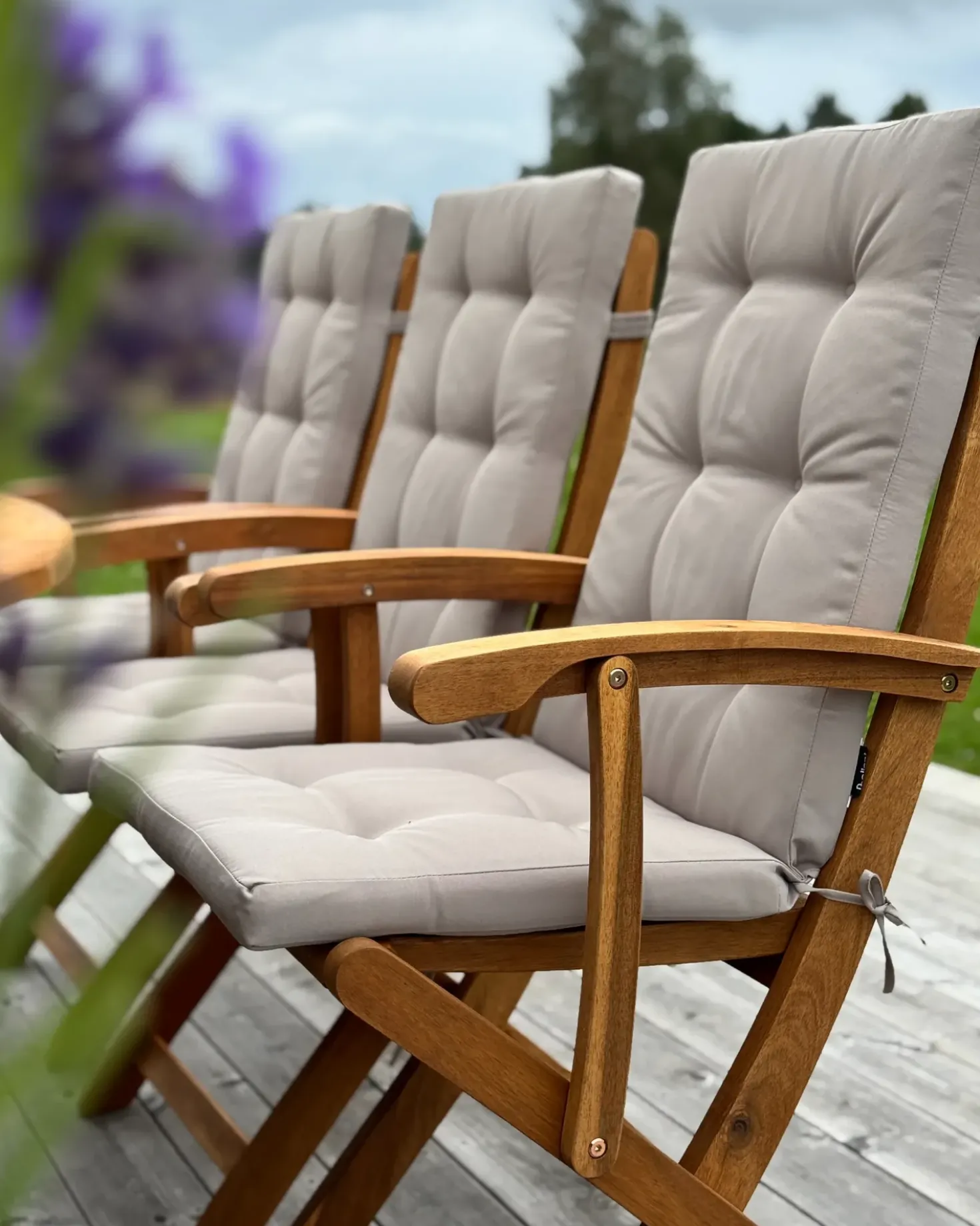 Set da pranzo da giardino 8 posti MAUI PREMIUM Legno d'acacia Tortora