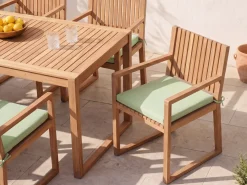 Set da pranzo da giardino 8 posti SASSARI PREMIUM con cuscini Legno di acacia certificato Verde chiaro