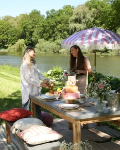 Set da pranzo da giardino con panche 6 posti OSTUNI Cemento Grigio