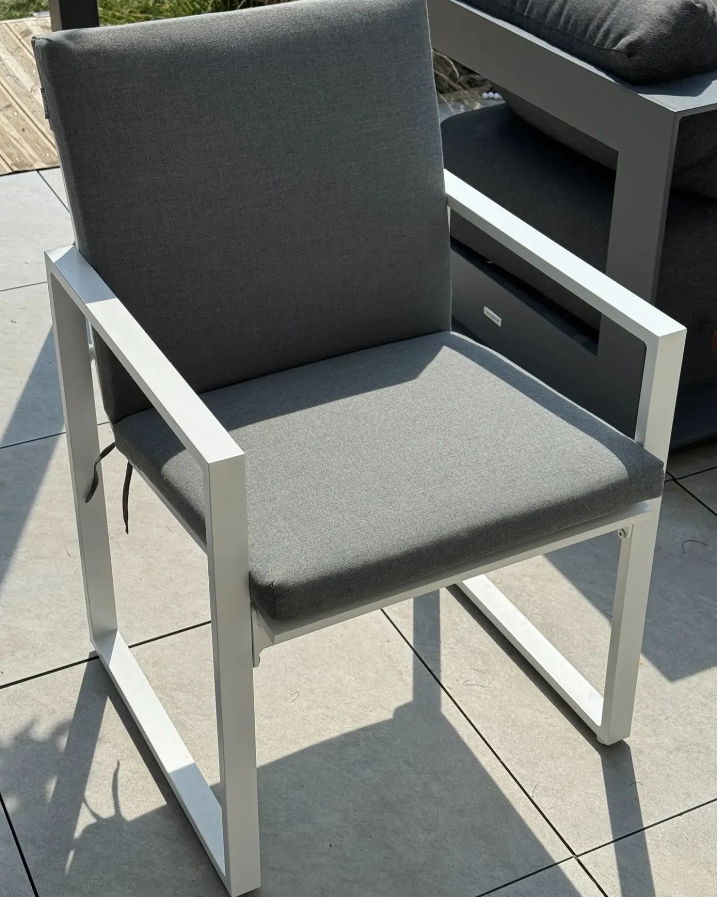 Set da pranzo da giardino 6 posti PANCOLE con cuscini Metallo Grigio