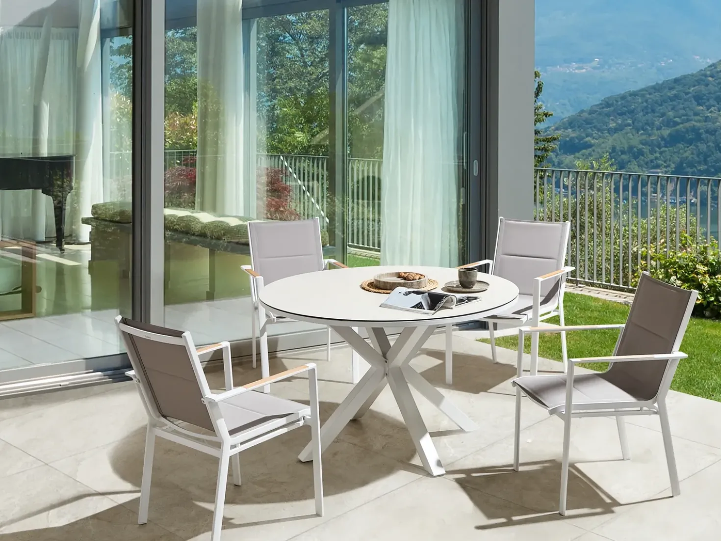 Set da pranzo da giardino 4 posti MALETTO/BUSSETO Metallo Grigio