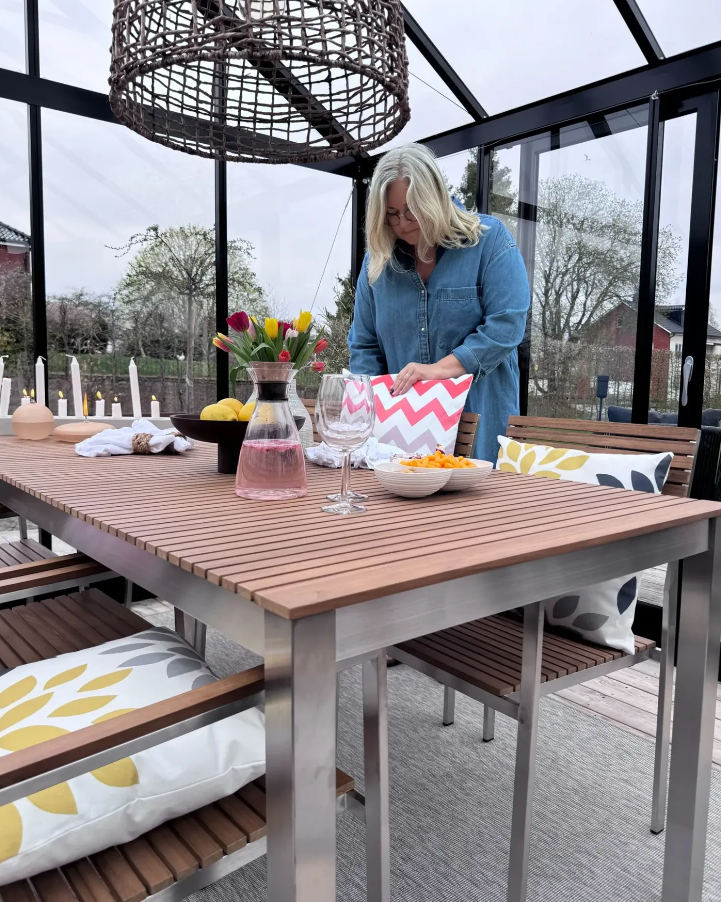 Set da pranzo da giardino 6 posti VIAREGGIO Legno di teak certificato Marrone