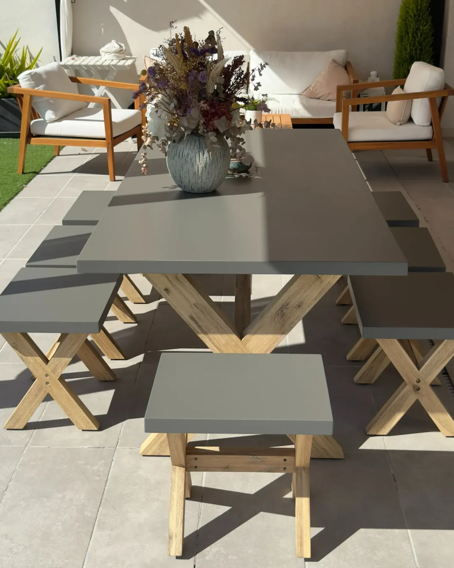 Set da pranzo da giardino con panche 6 posti OLBIA Cemento Grigio