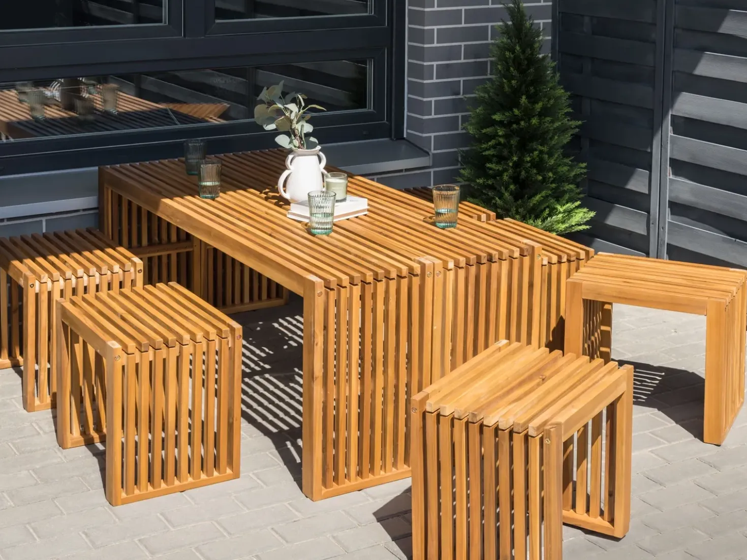 Set da pranzo da giardino con panche e sgabelli 6 posti BELLANO Legno d'acacia Marrone