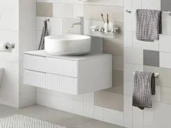Set di 6 accessori da bagno TALARA con barre e ganci per asciugamani Argento