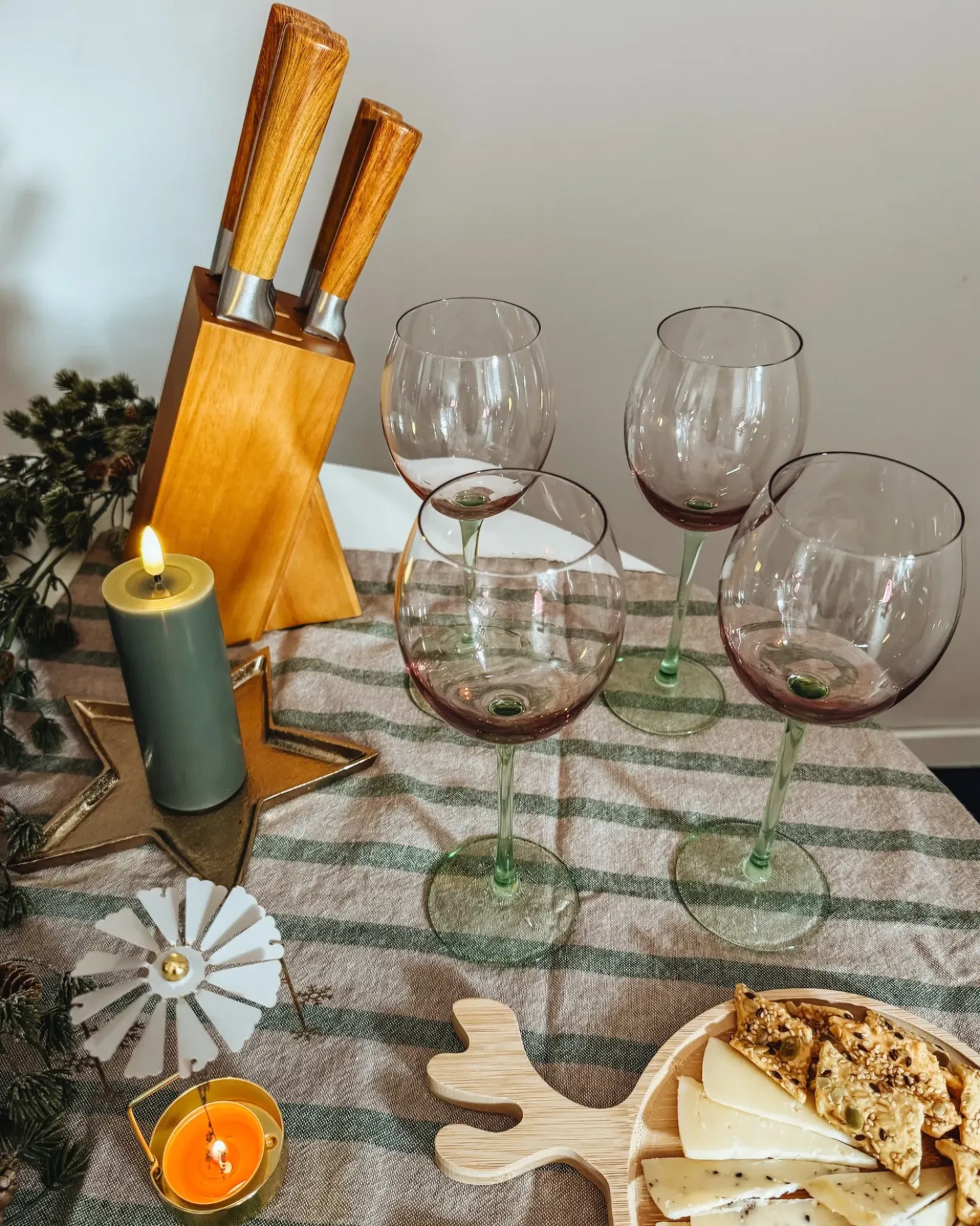 Set di 4 calici da vino DIOPSIDE 360 ml Rosa