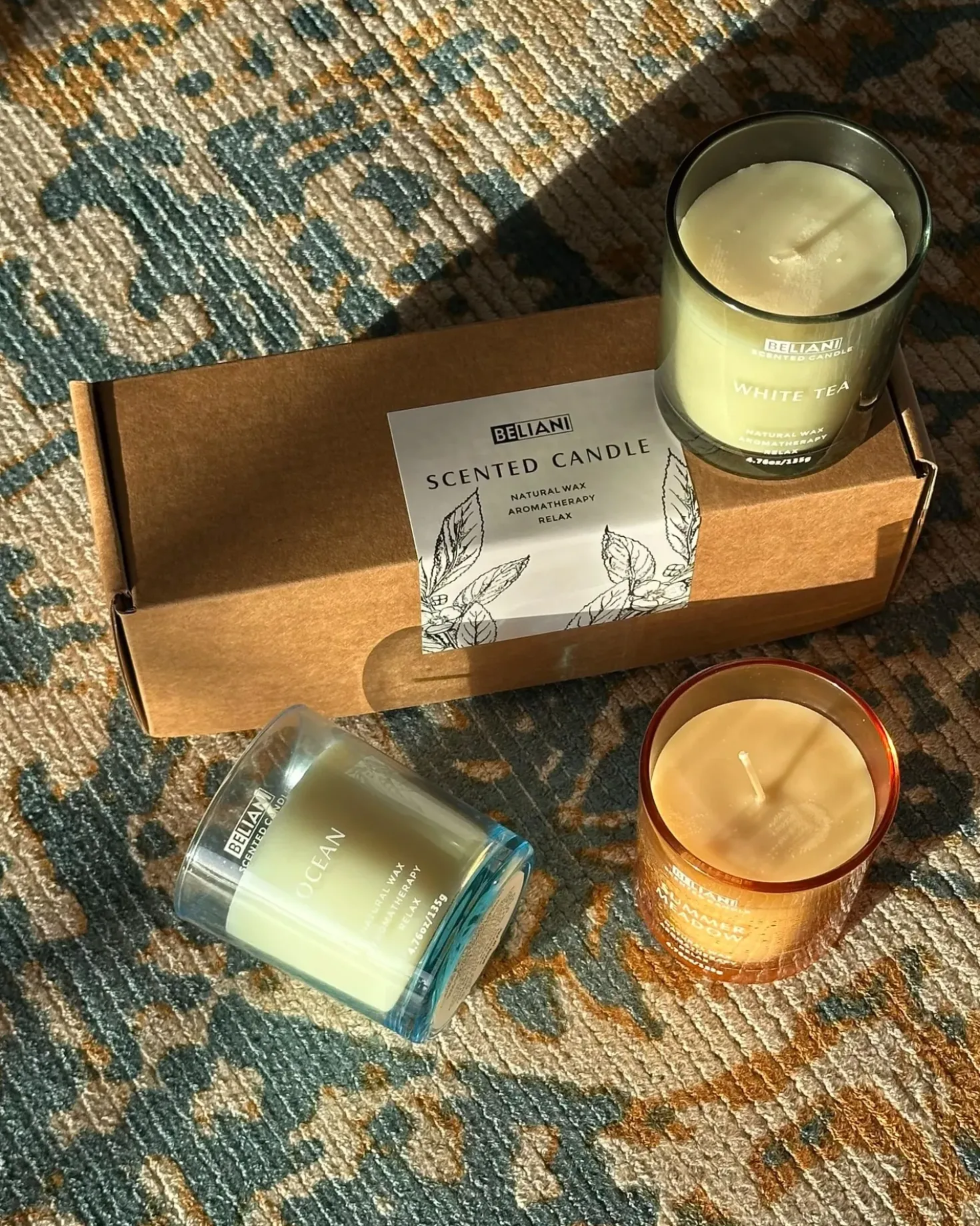 Set di 3 Candele Profumate SHEER JOY Cera di Soia Note fresche
