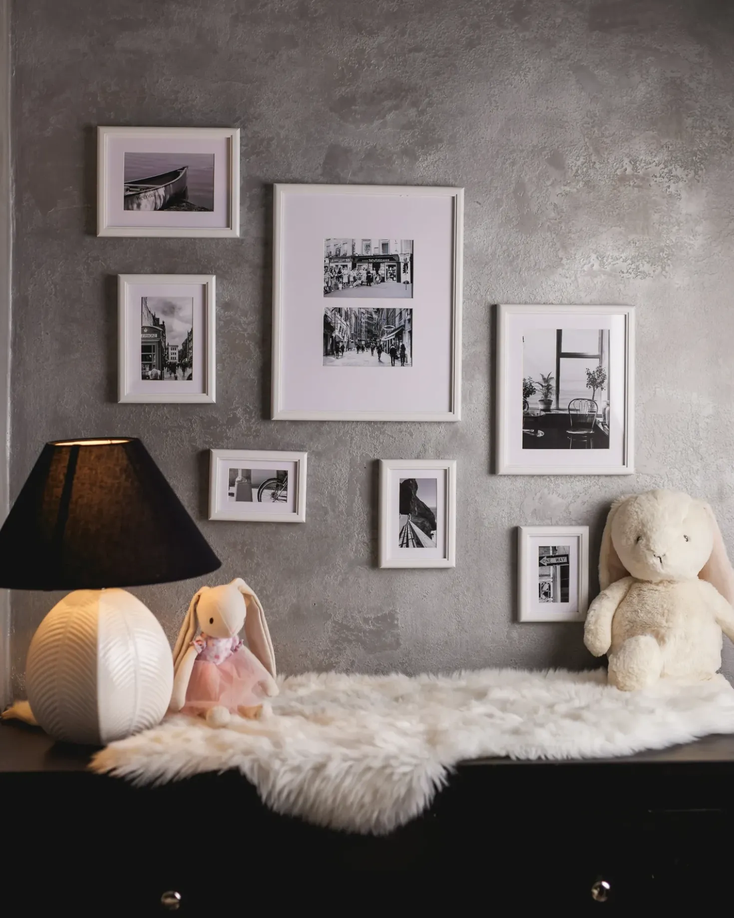 Set di 7 cornici per foto ZINARE Motivo urbano Bianco