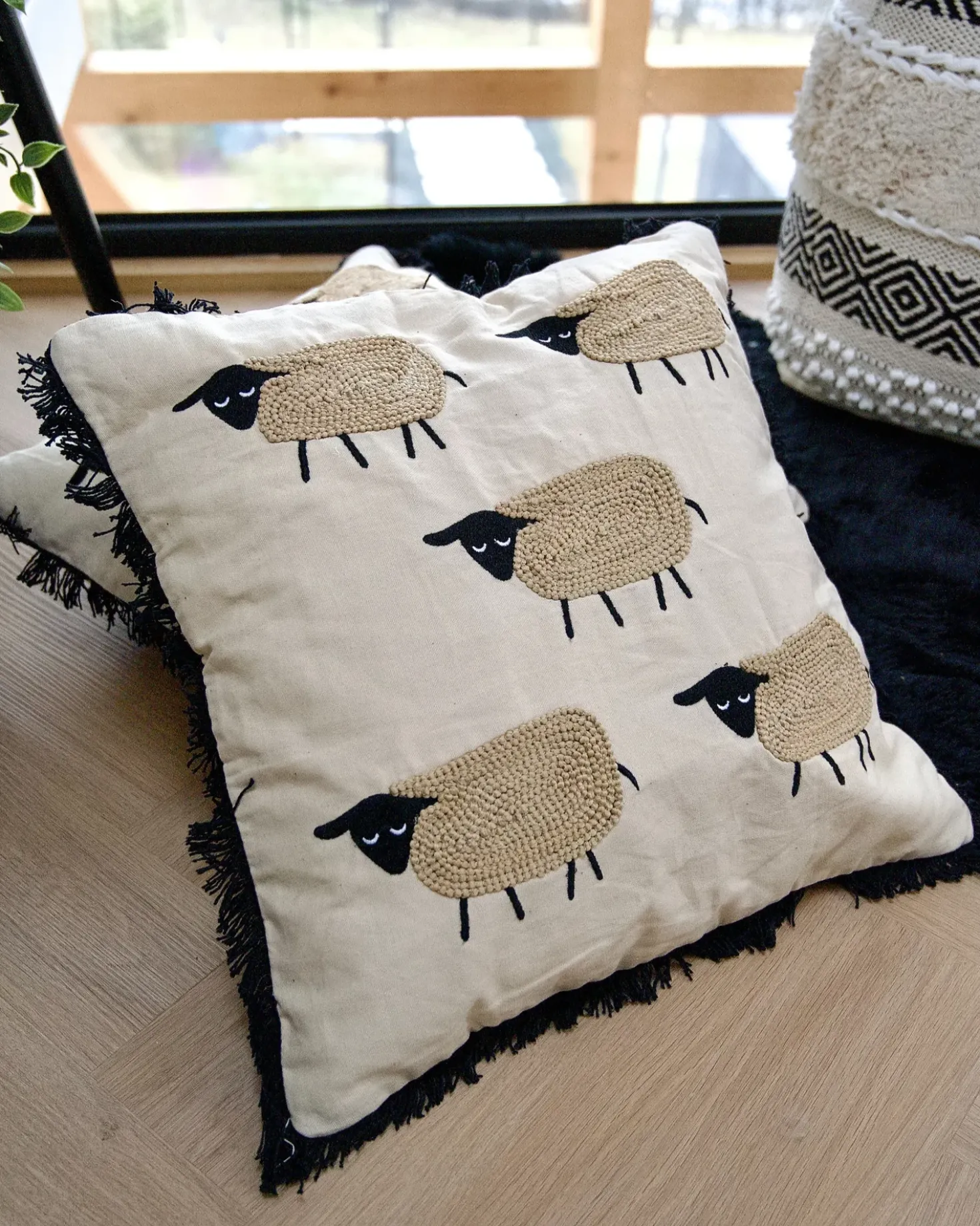 Set di 2 cuscini BANNU Bouclé 45 x 45 cm Beige