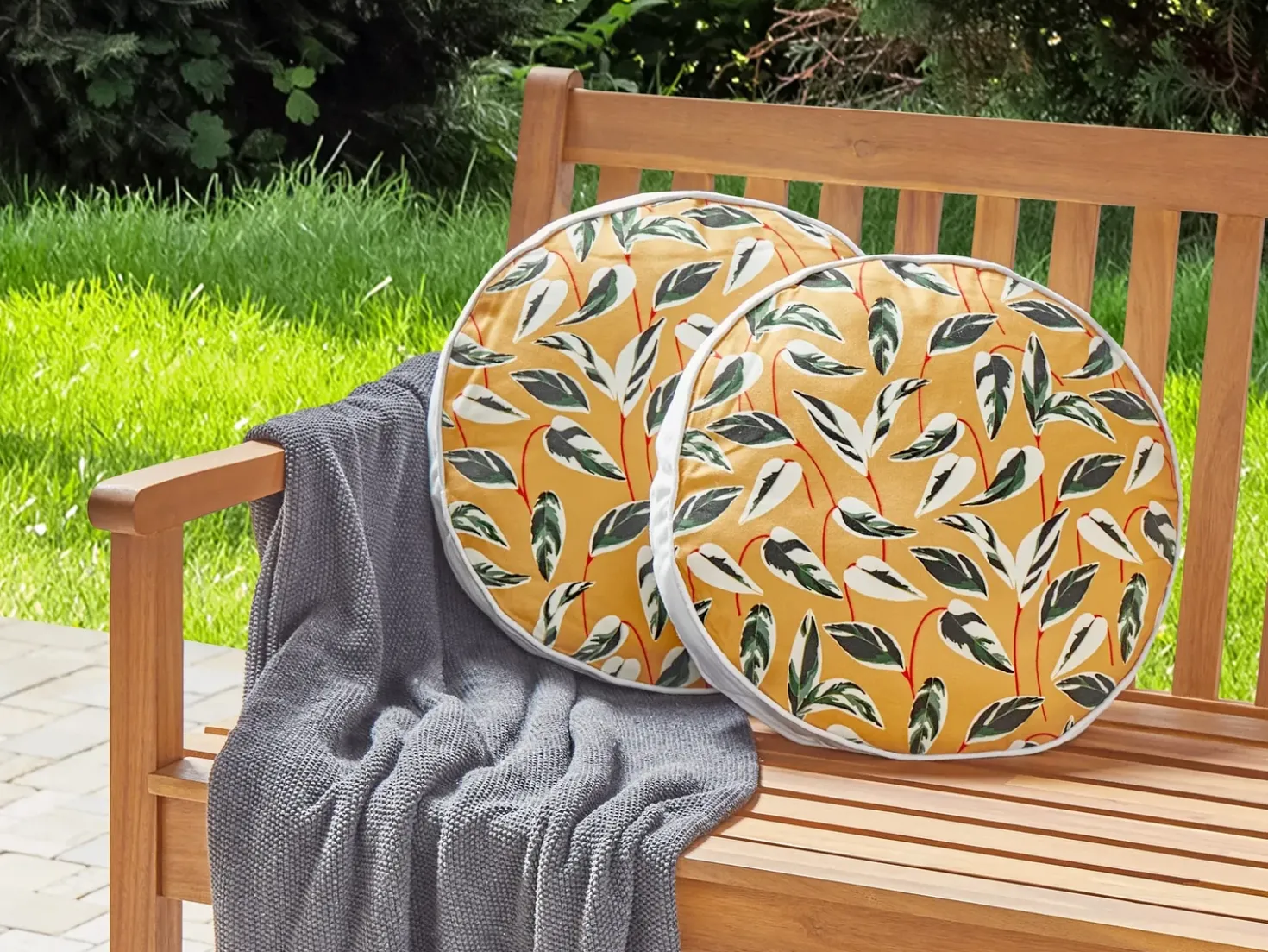Set di 2 cuscini da esterno TAGGIA Trama di piante 40 x 40 cm Giallo