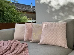 Set di 2 cuscini FREESIA Velluto 45 x 45 cm Rosa Trama di piante