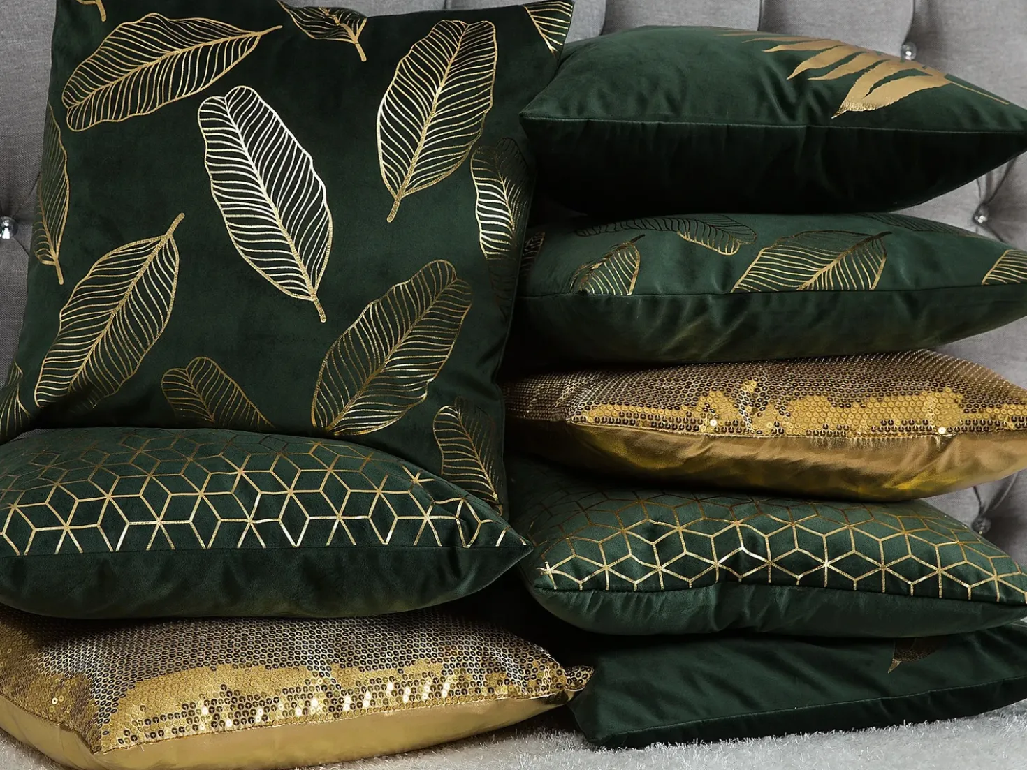 Set di 2 cuscini FREESIA Velluto 45 x 45 cm Verde scuro Trama di piante