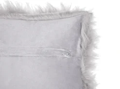 Set di 2 cuscini LUBHA Finta pelliccia 42 x 42 cm Grigio chiaro Tinta unita
