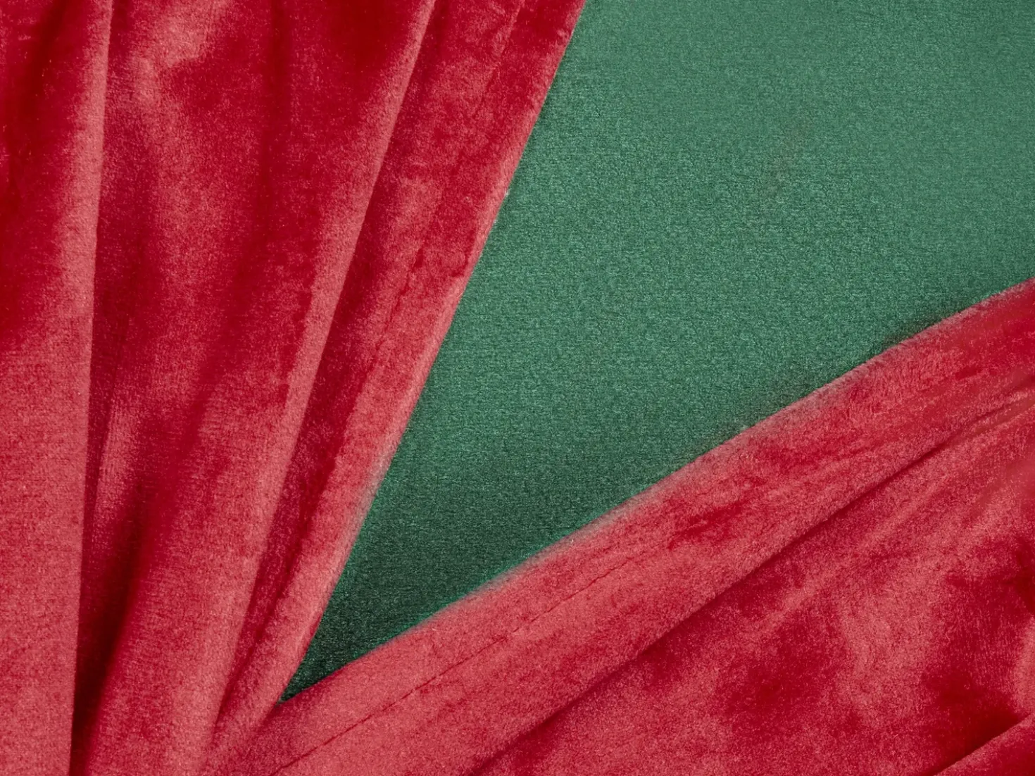 Set di 2 cuscini MARSHMALLOW Velluto 45 x 45 cm Rosso Verde Modello natalizio