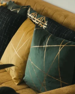 Set di 2 cuscini PINUS Velluto 45 x 45 cm Verde scuro Trama geometrica