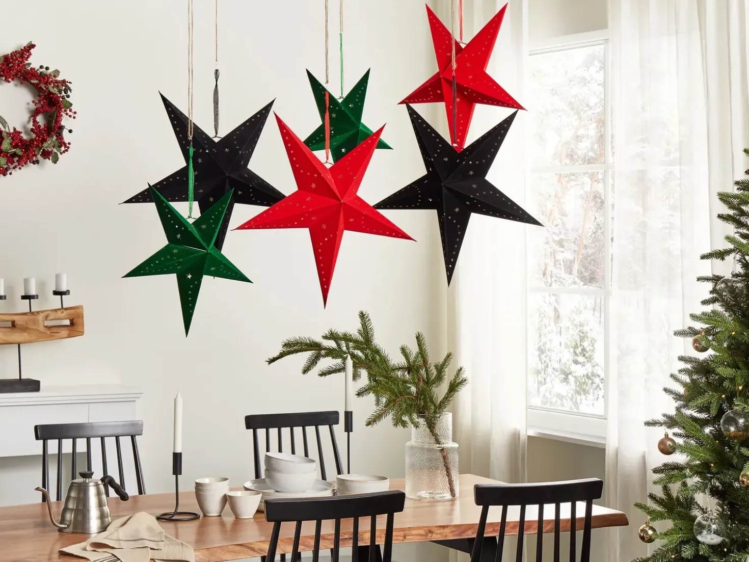 Set di 2 decorazioni da appendere LED MOTTI Stella 60 cm Nero