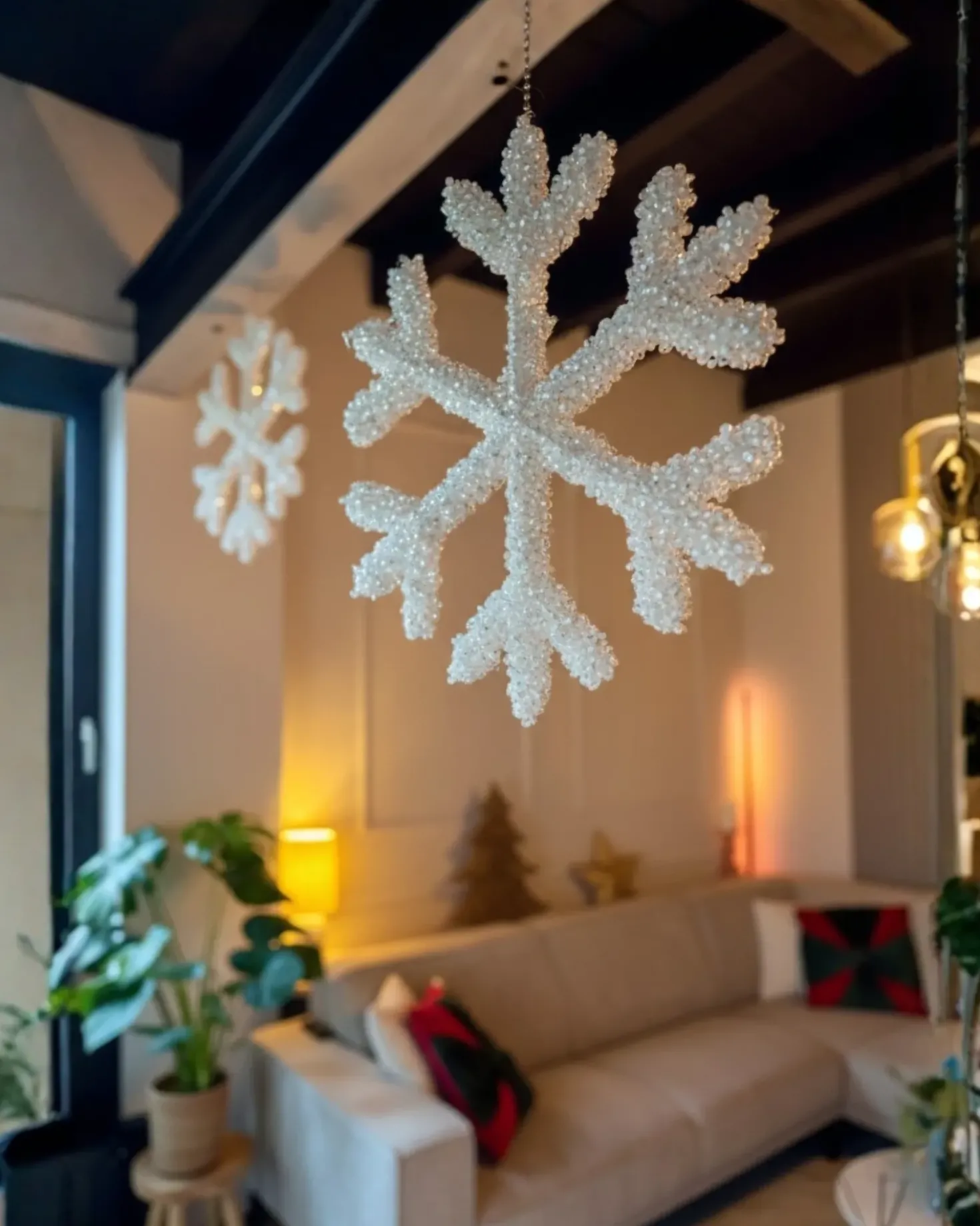 Set di 2 decorazioni natalizie LED GURRE Fiocco di neve 40/50 cm Bianco