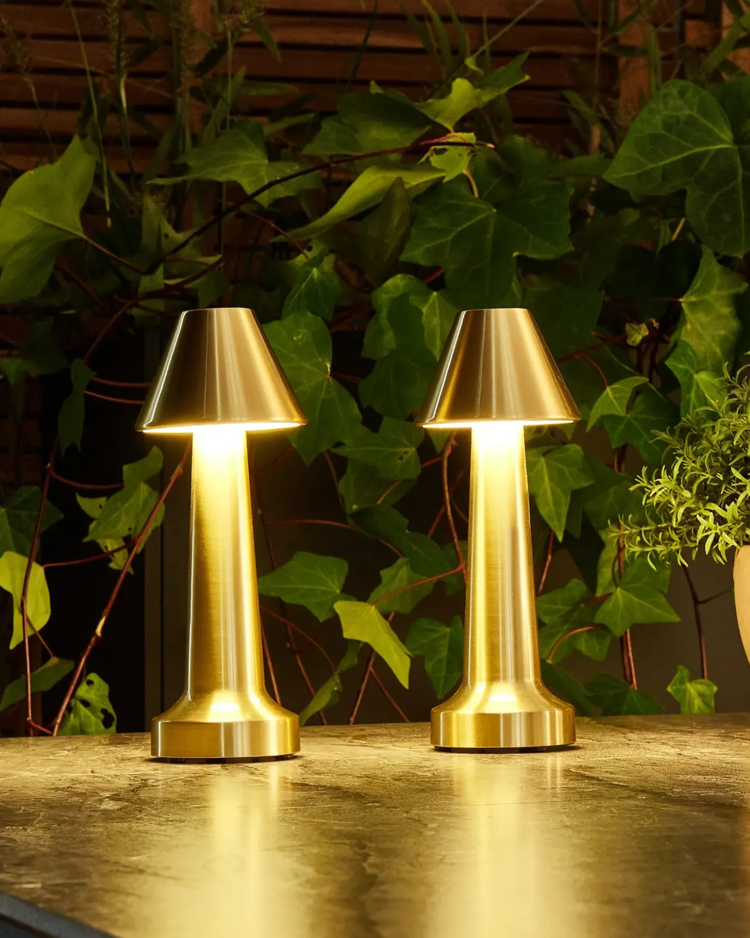 Set di 2 lampade da tavolo a LED senza fili JOANES con dimmer Metallo Oro