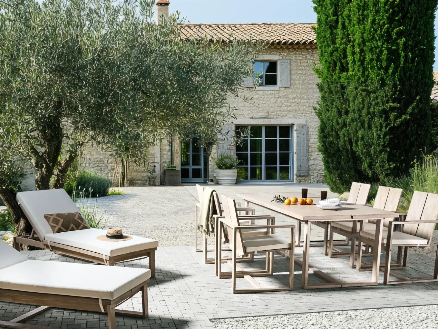 Set di 2 Lettini Prendisole con Cuscini AZZANELLO Legno d'acacia Bianco sporco