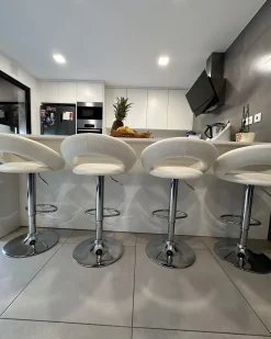 Set di 2 sedie alte PEORIA Pelle sintetica Bianco
