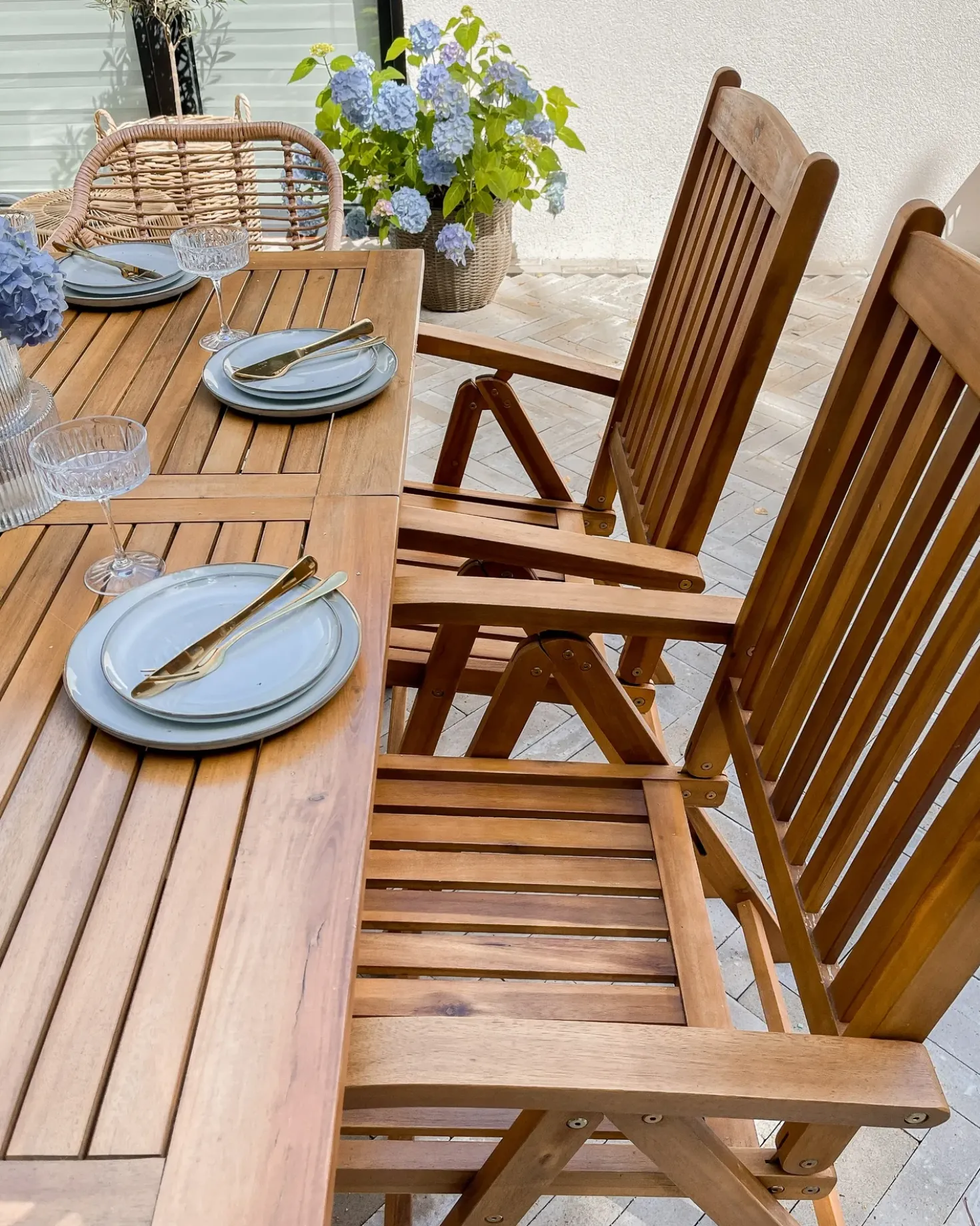 Set di 2 sedie da giardino con cuscini JAVA Legno d'acacia Blu