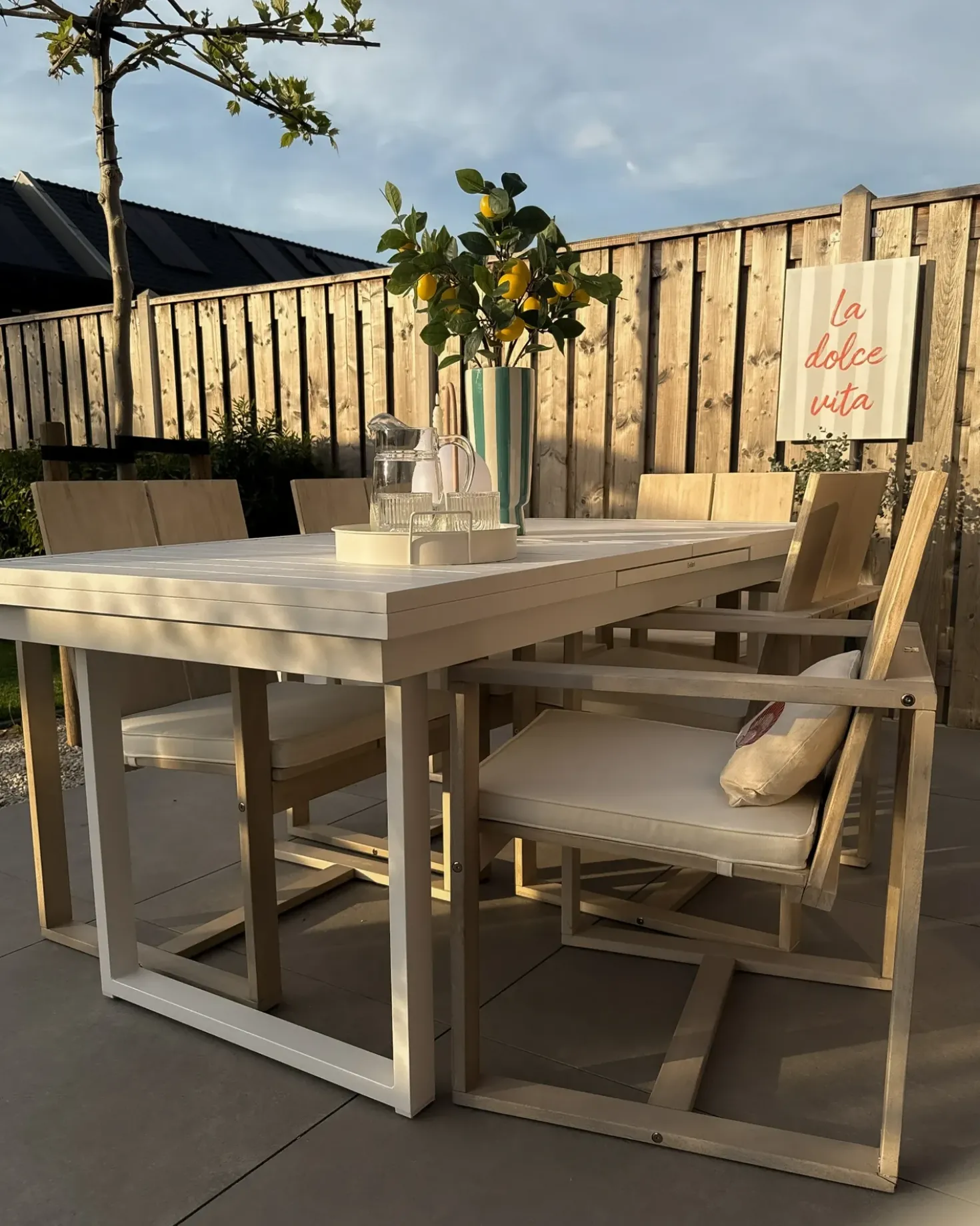 Set di 2 sedie da giardino con cuscini AZZANELLO Legno d'acacia Bianco sporco