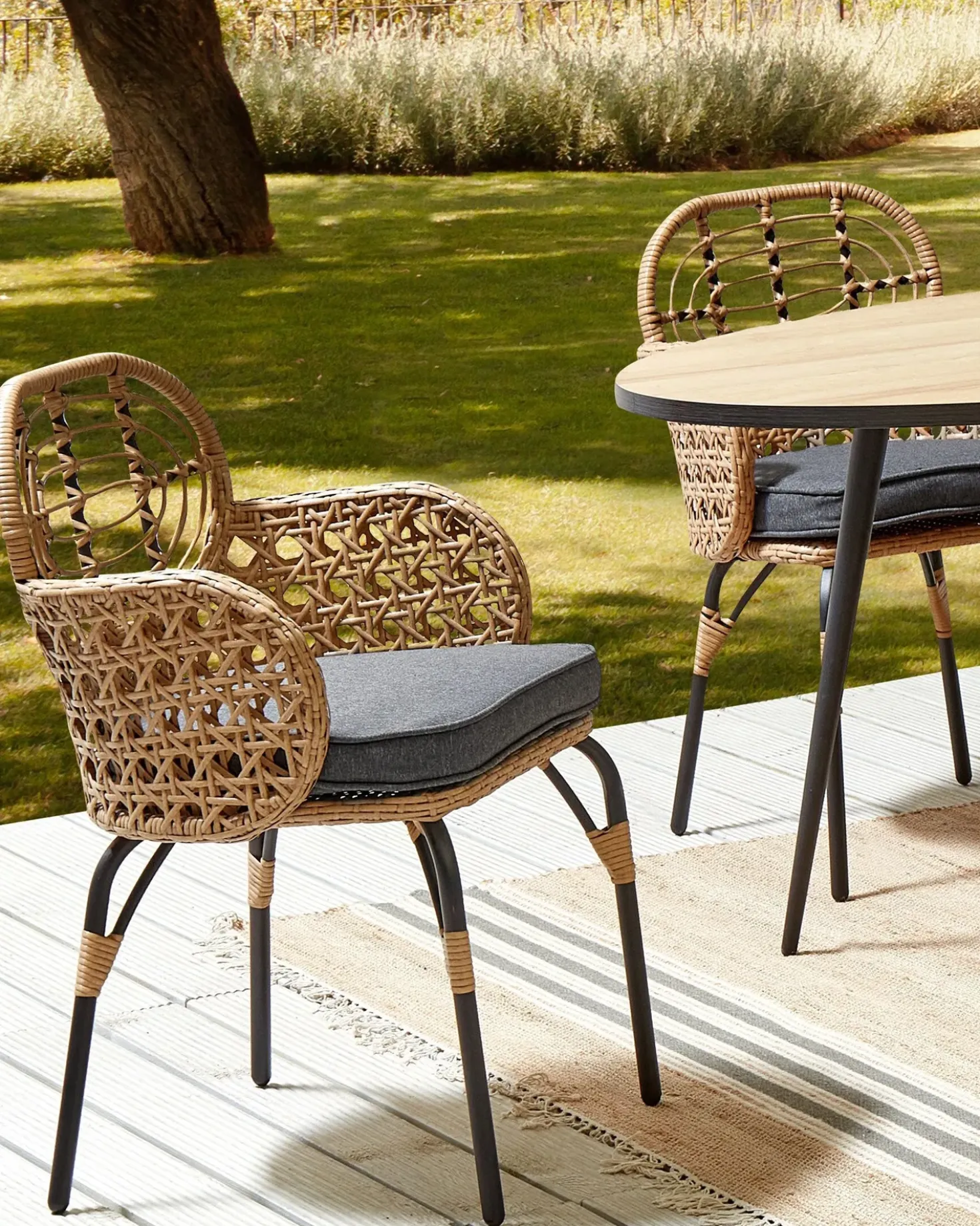 Set di 2 sedie da giardino con cuscini PRATELLO Rattan sintetico (PE) Naturale
