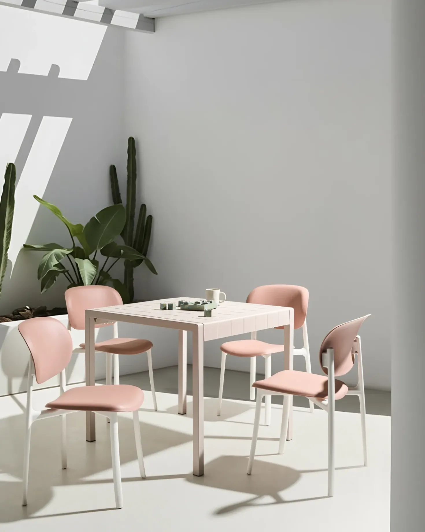Set di 4 sedie da giardino MUSANO Rosa pastello