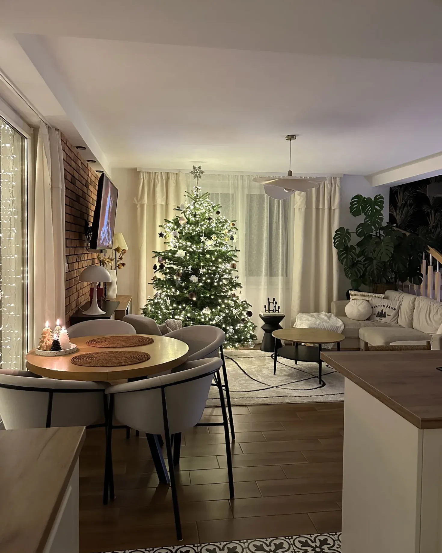 Set di 2 sedie da pranzo AMES Tessuto Beige chiaro