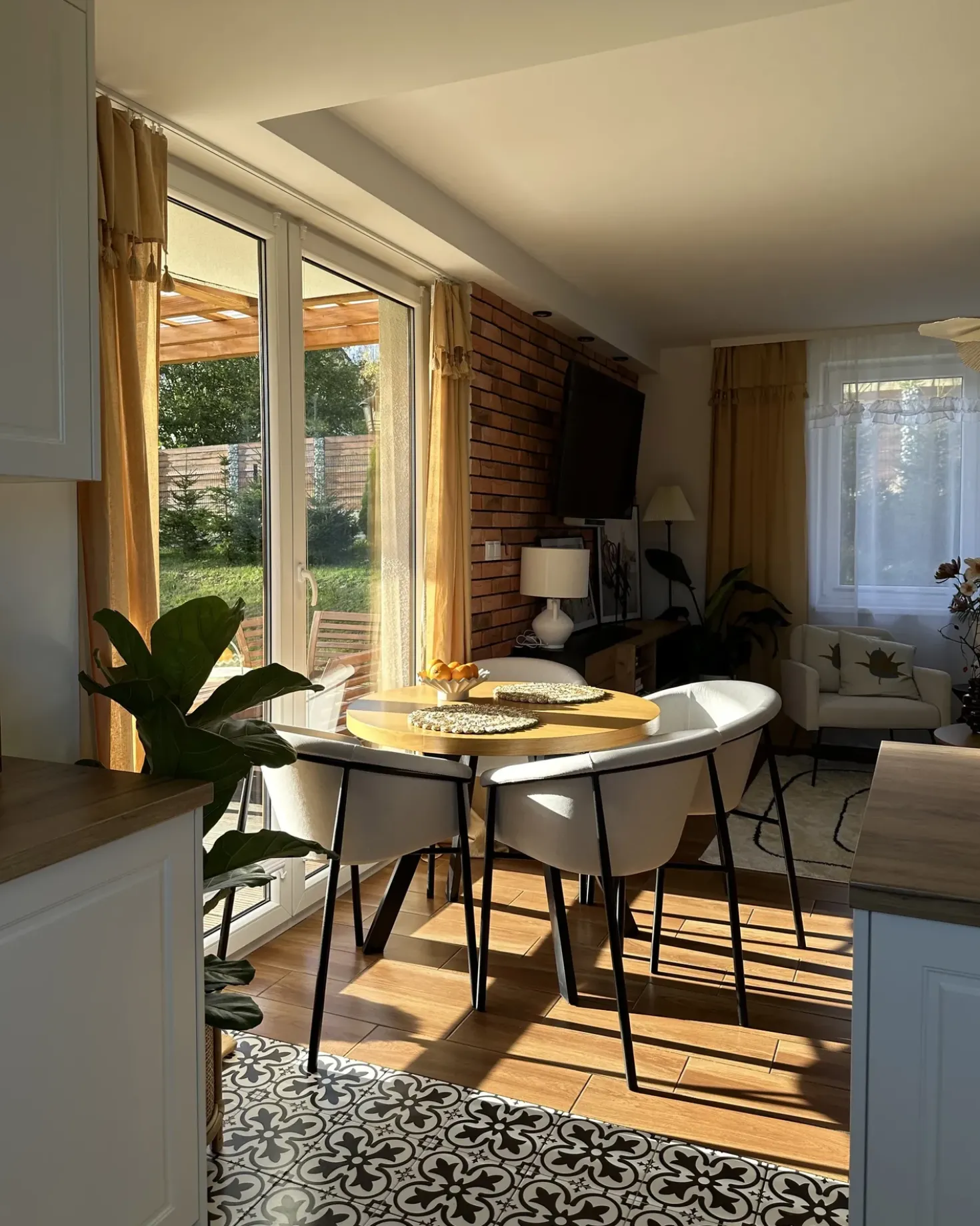 Set di 2 sedie da pranzo AMES Tessuto Beige chiaro