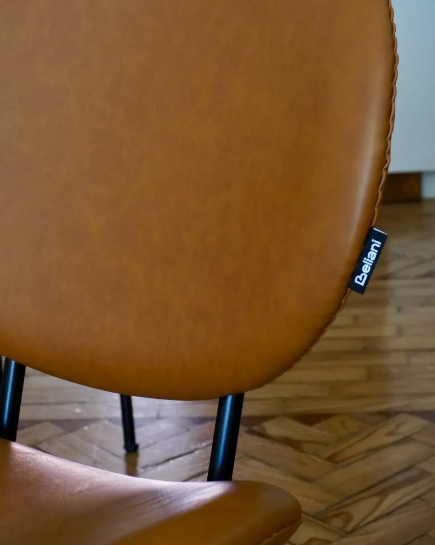 Set di 2 sedie da pranzo LUANA Pelle sintetica Marrone dorato