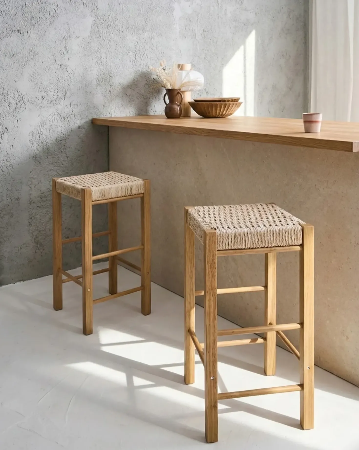 Set di 2 sgabelli da bar EMBRUN Legno Marrone chiaro