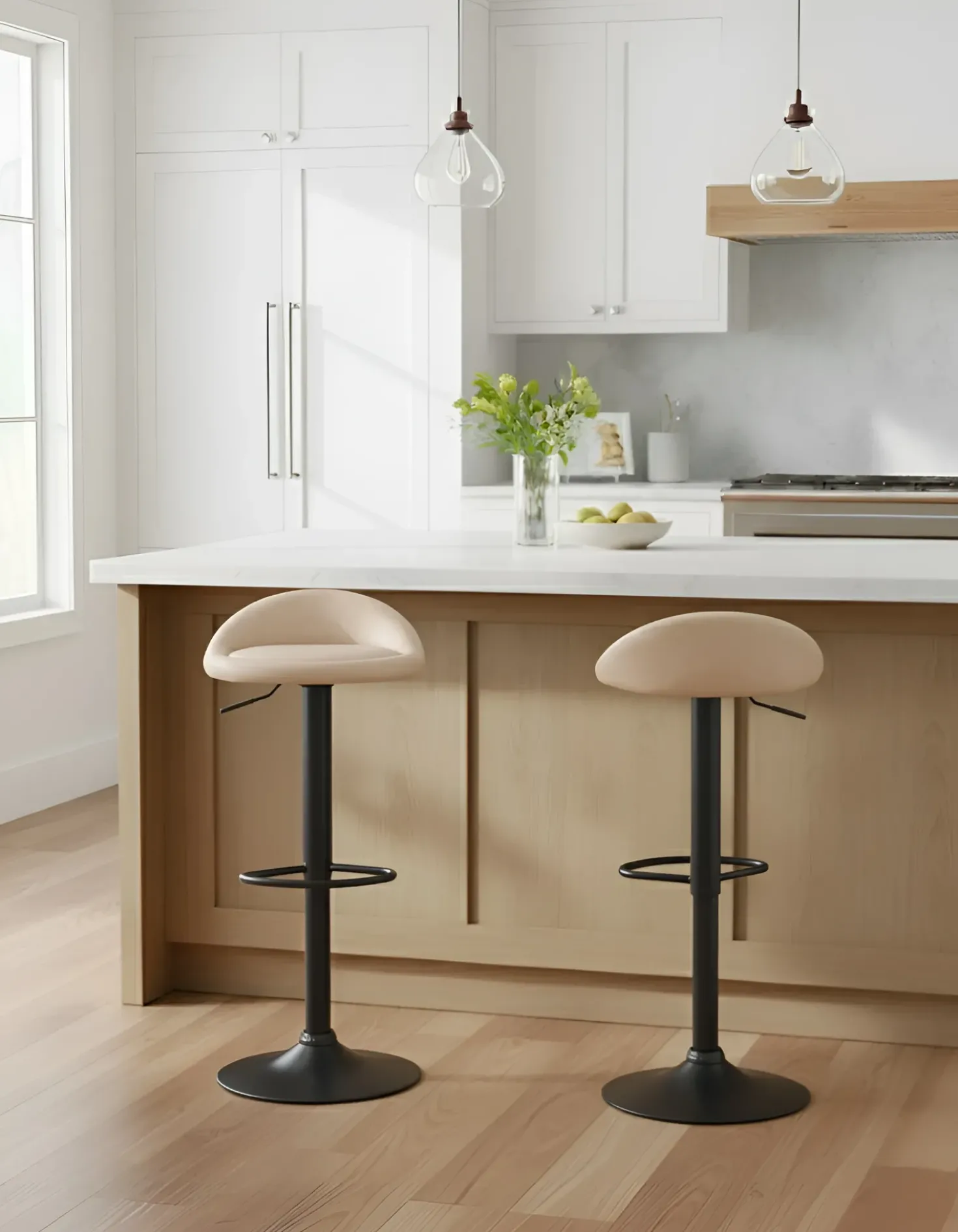 Set di 2 sgabelli da bar MEEDER Pelle sintetica Beige chiaro