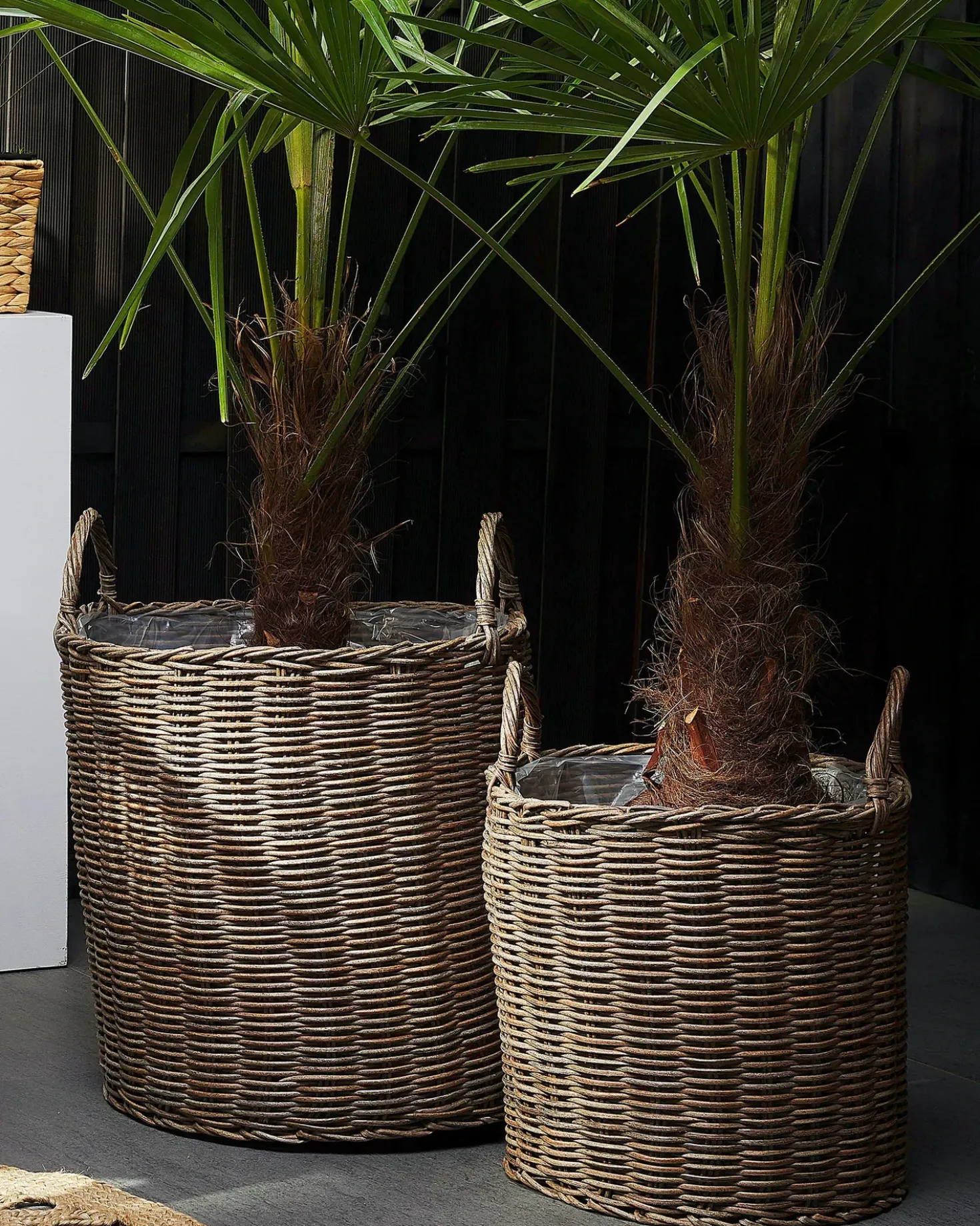 Set di 2 vasi da fiori in vimini BITOLA Rattan sintetico (PE) 40/48 cm Marrone