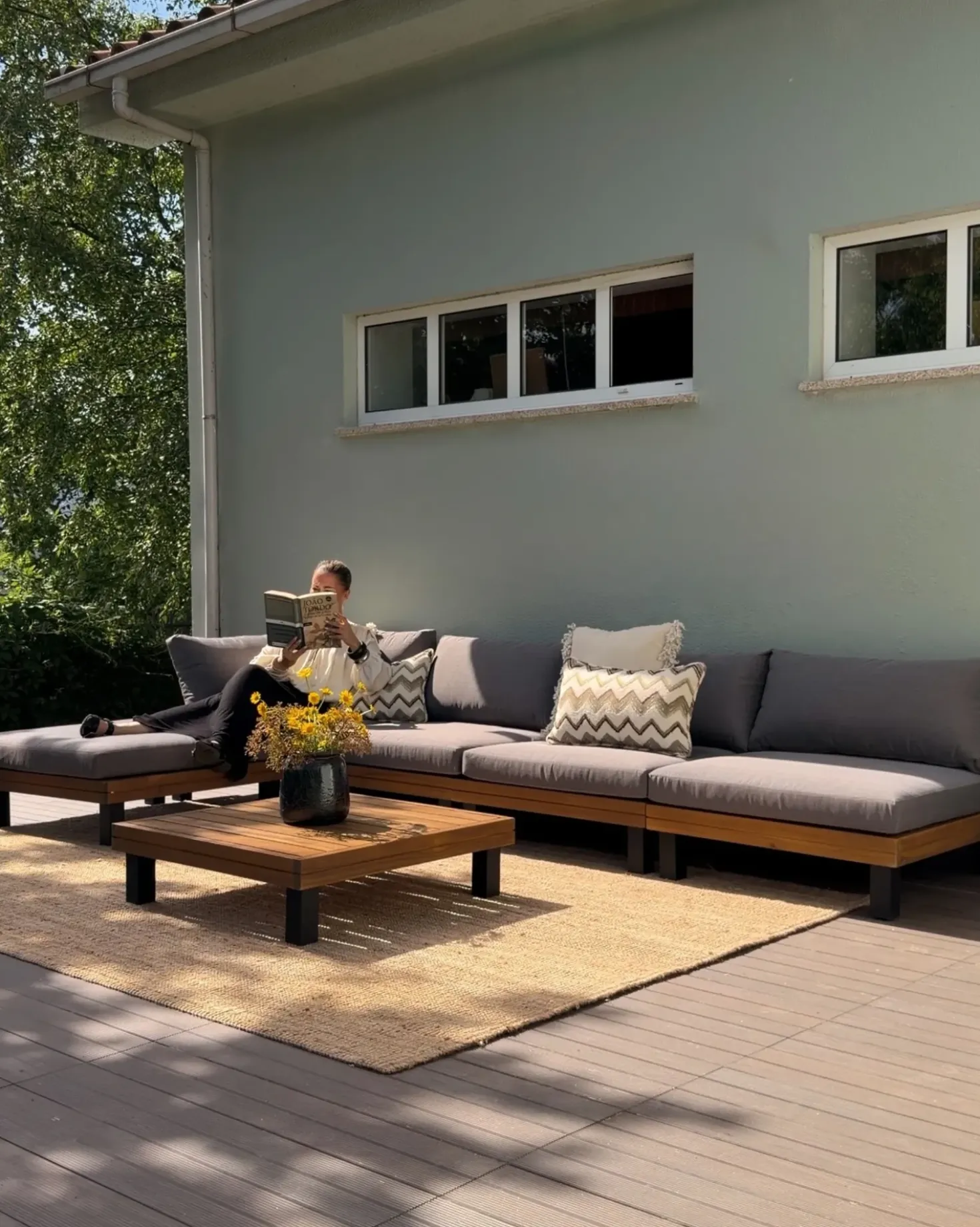 Set di divani angolari da giardino 5 posti FRAZZANO Modulare Legno di acacia certificato Grigio
