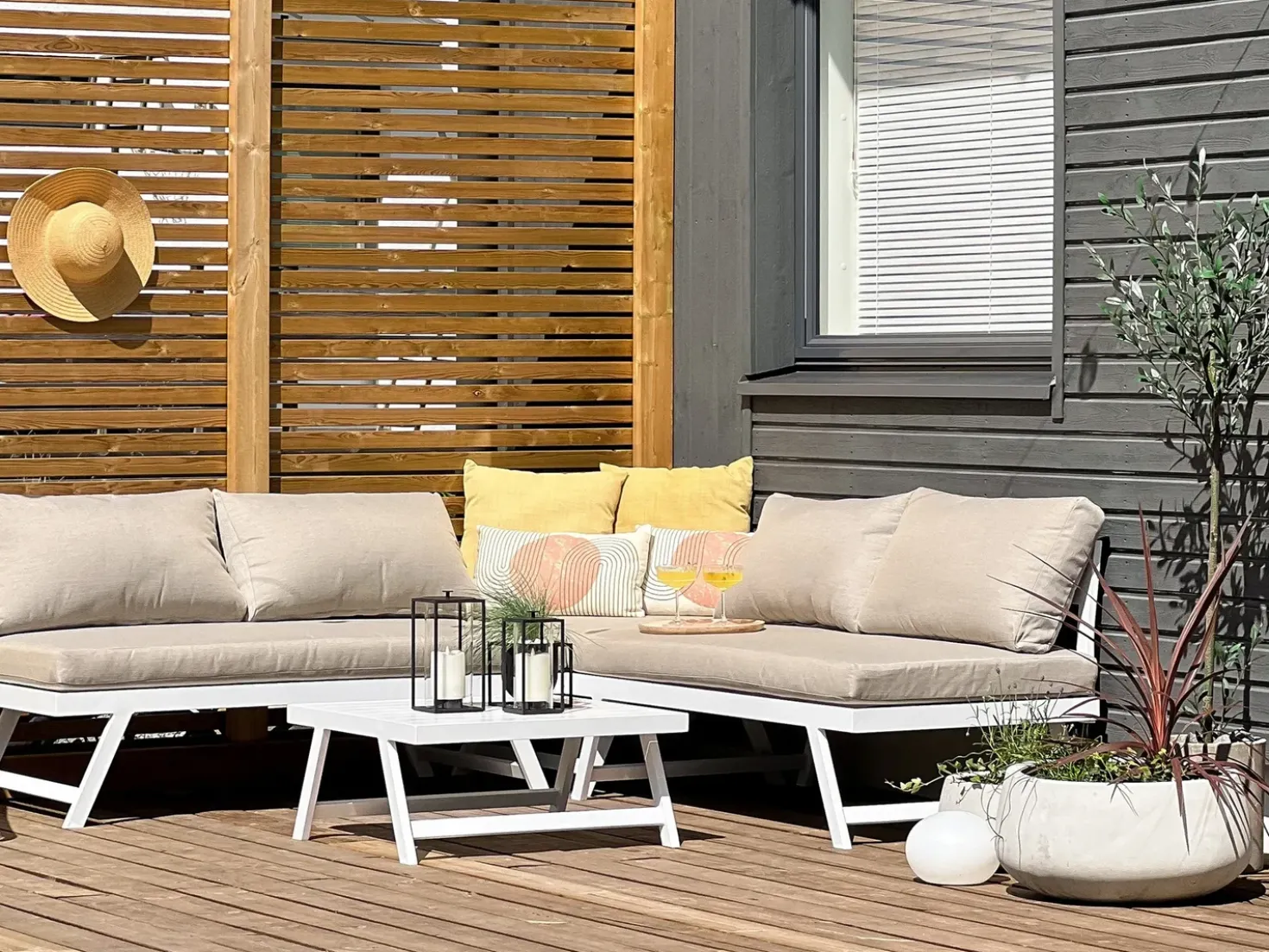 Set di divani angolari da giardino 5 posti COCCORINO Metallo Tortora