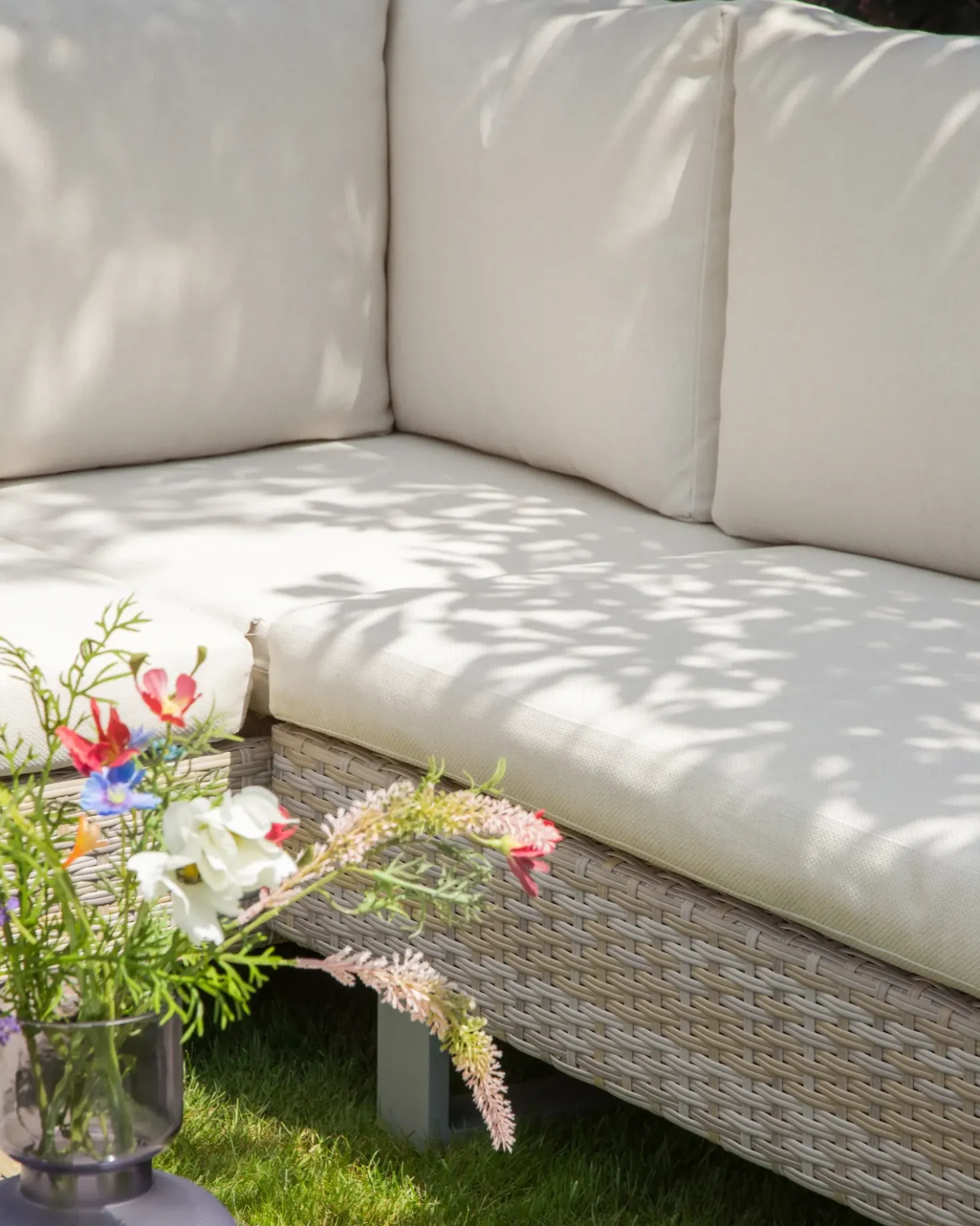 Set di divani angolari da giardino 5 posti LANCIANO Lato destro Rattan sintetico (PE) Bianco sporco