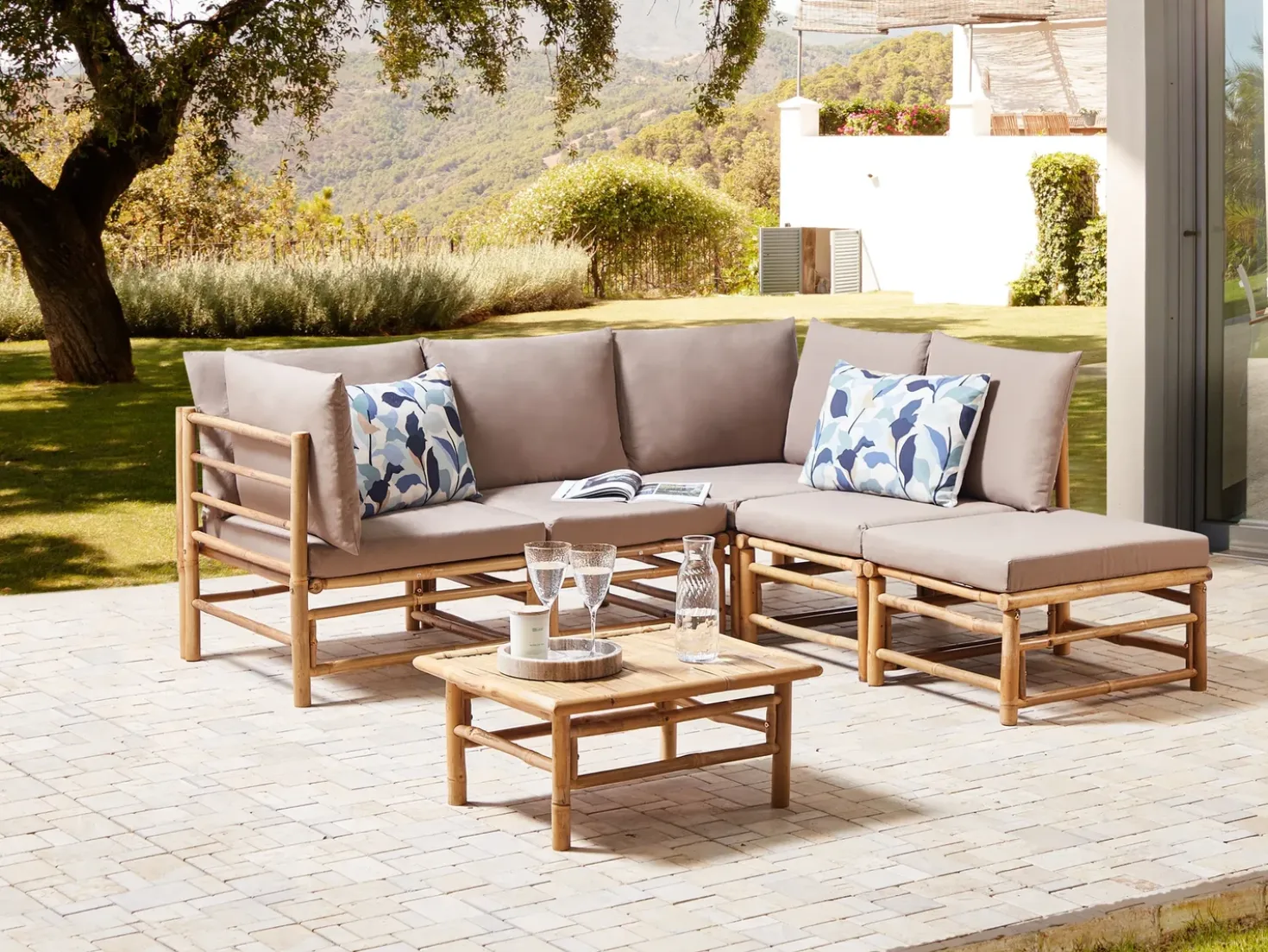 Set di divani angolari da giardino 5 posti CERRETO Lato Sinistro Bambù Tortora