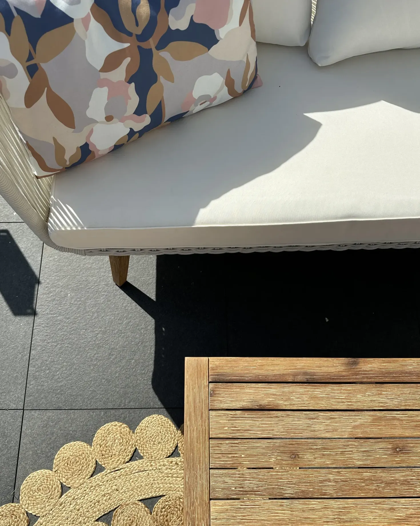 Set di divani angolari da giardino 5 posti ALCAMO Lato Sinistro Legno d'acacia Beige chiaro