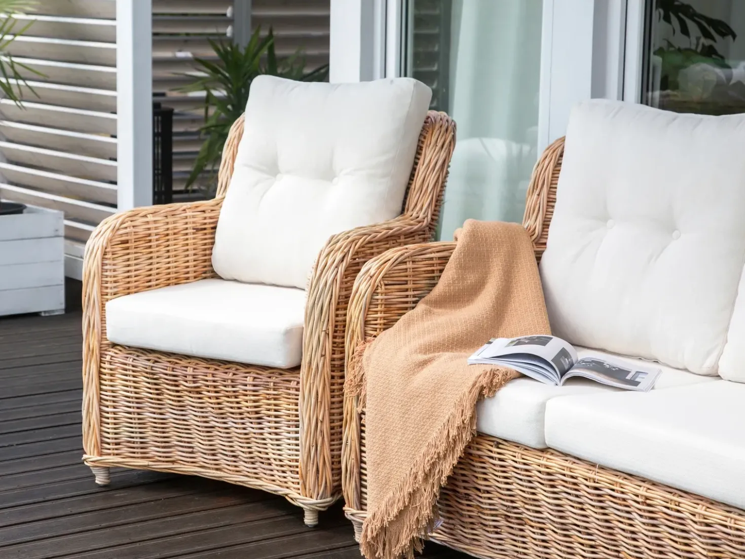 Set di divani da giardino 5 posti ALESSANO Rattan Naturale