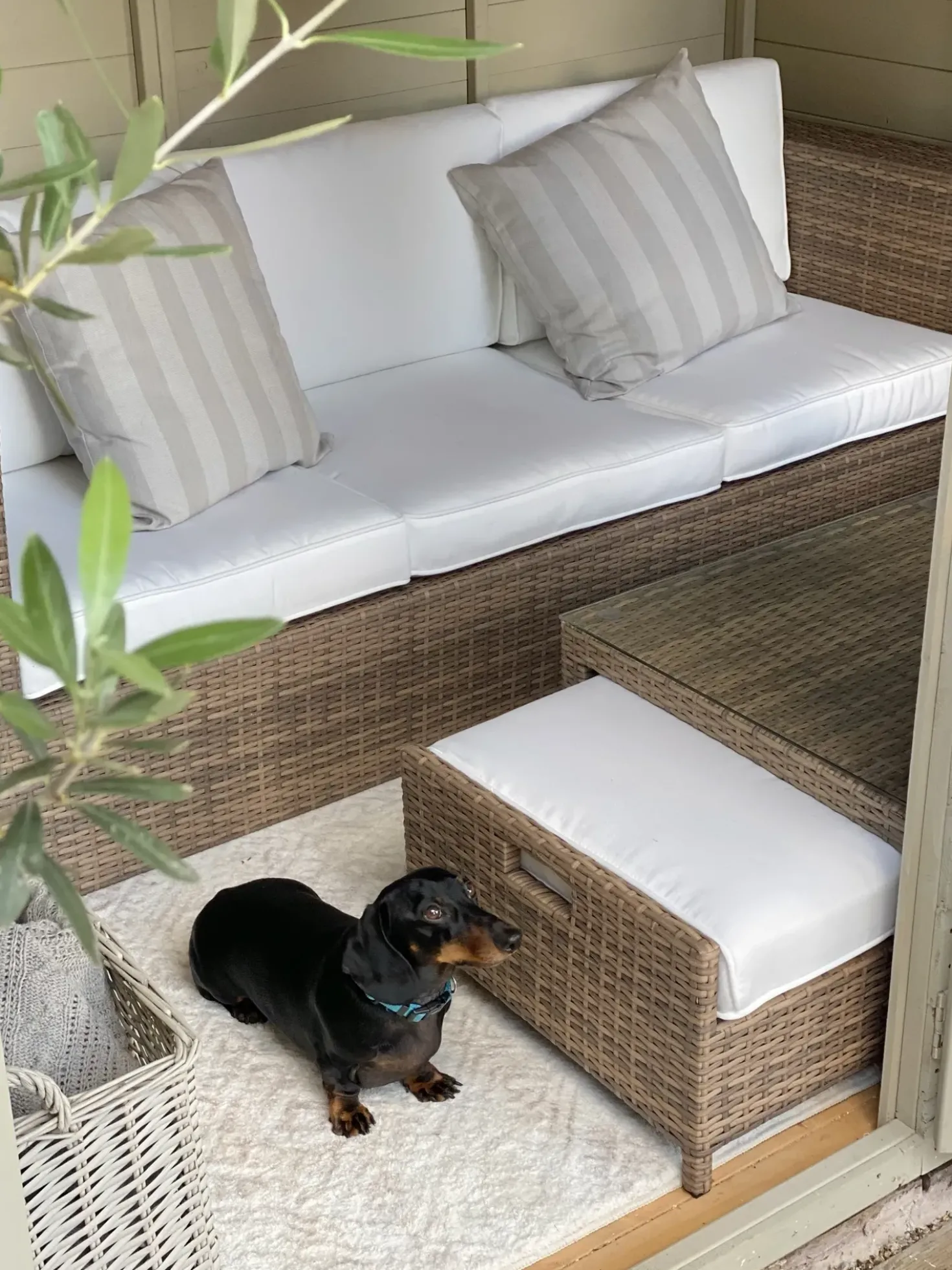 Set salotto da giardino con tavolo e pouf 5 posti BELLUNO Rattan sintetico (PE) Bianco