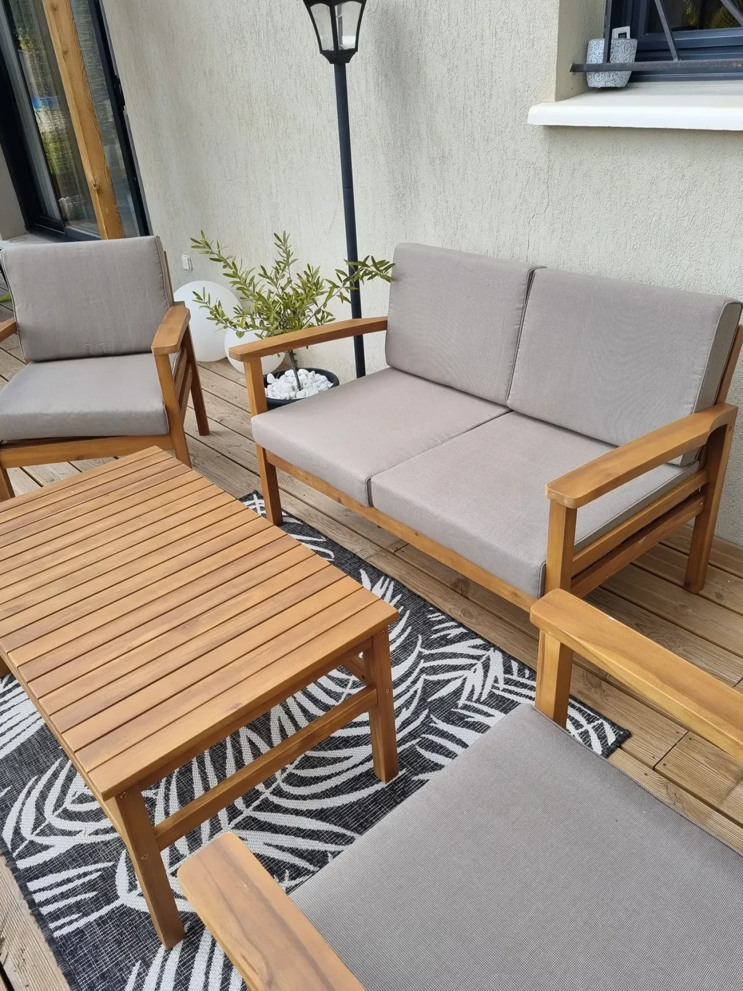 Set salotto da giardino con tavolo e pouf 4 posti MANILA Legno d'acacia Marrone chiaro