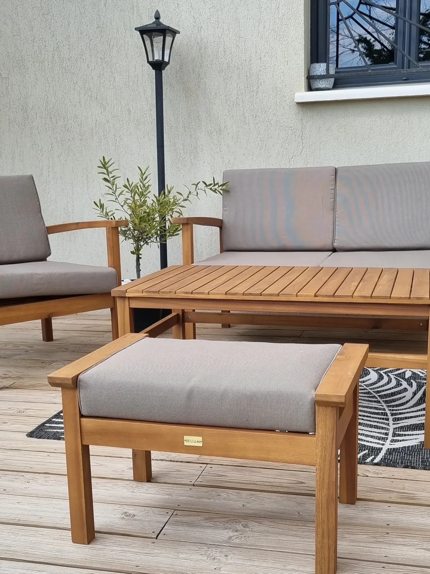 Set salotto da giardino con tavolo e pouf 4 posti MANILA Legno d'acacia Marrone chiaro
