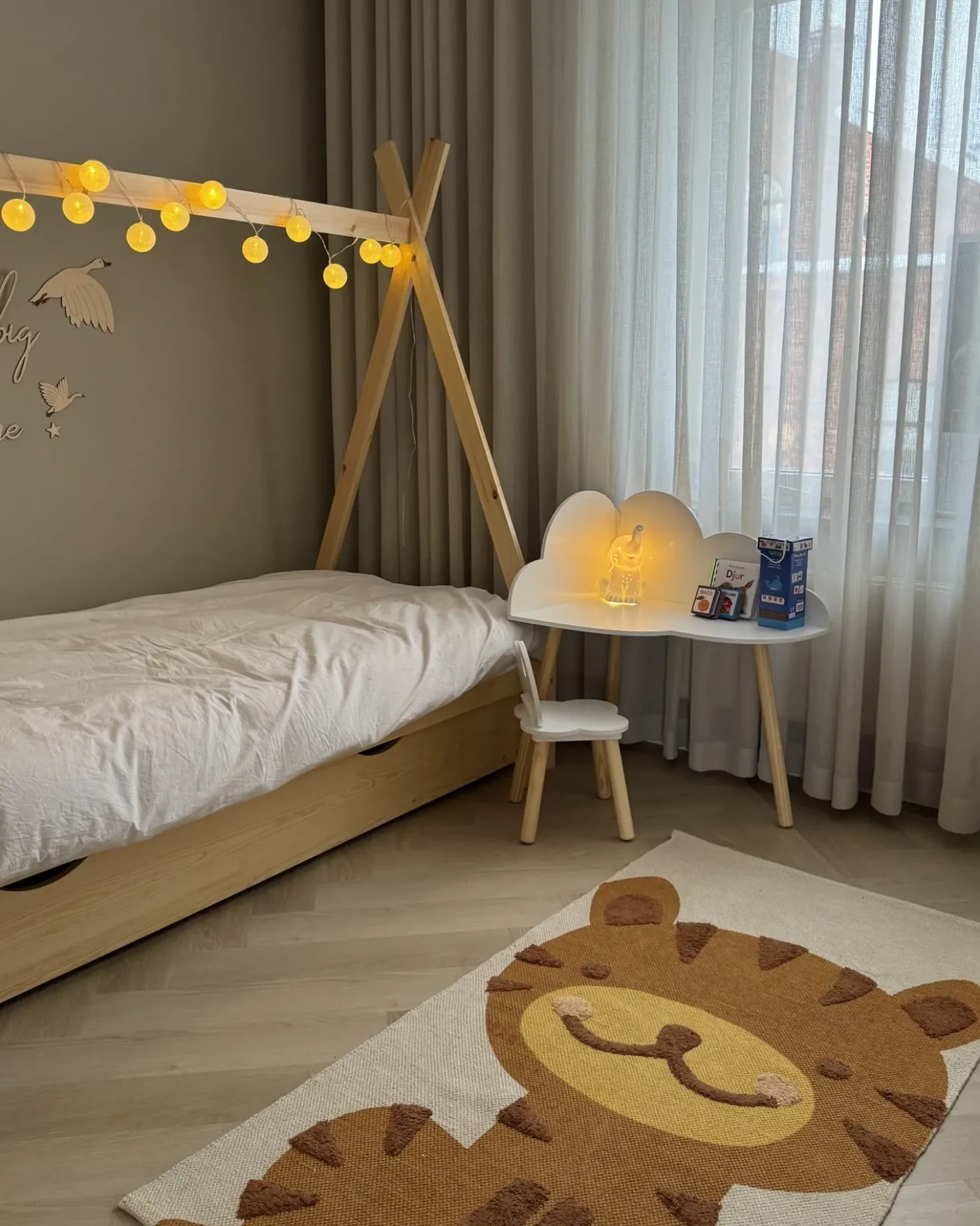 Set tavolo e sedie per bambini CLOUDY Bianco